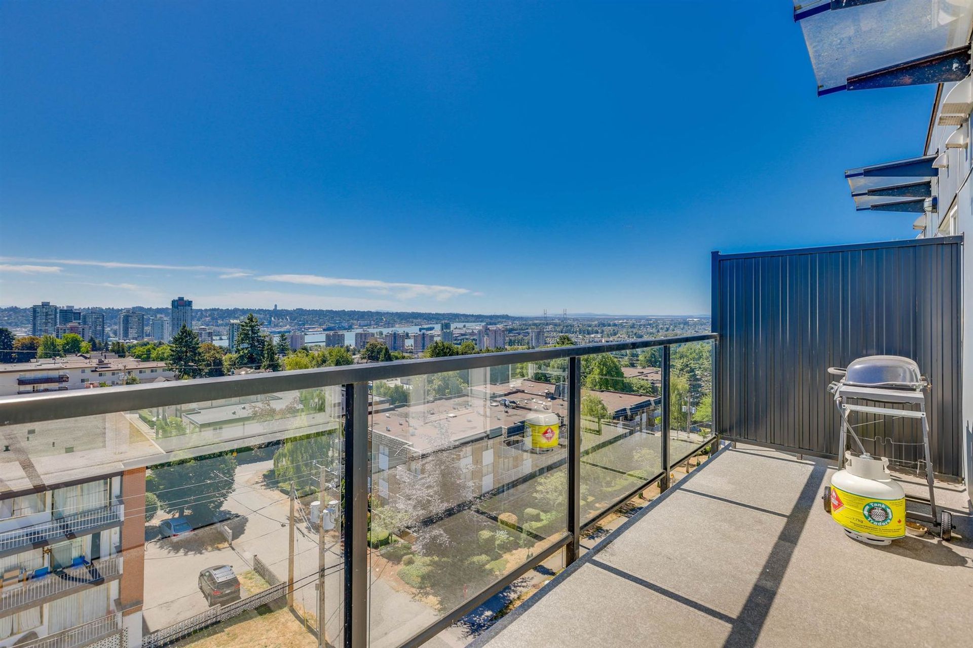 809-fourth-avenue-uptown-nw-new-westminster-05