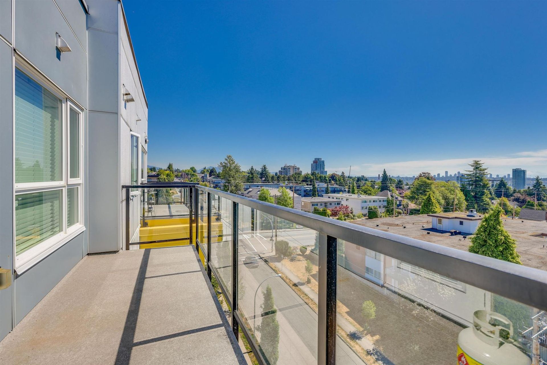 809-fourth-avenue-uptown-nw-new-westminster-06