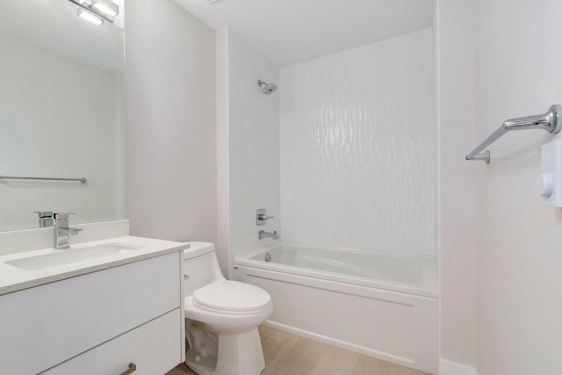 809-fourth-avenue-uptown-nw-new-westminster-11