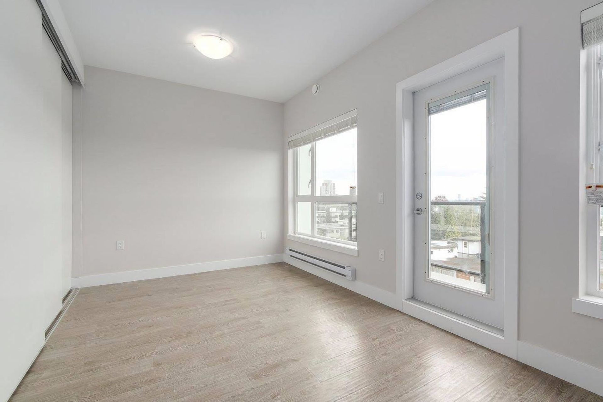 809-fourth-avenue-uptown-nw-new-westminster-12