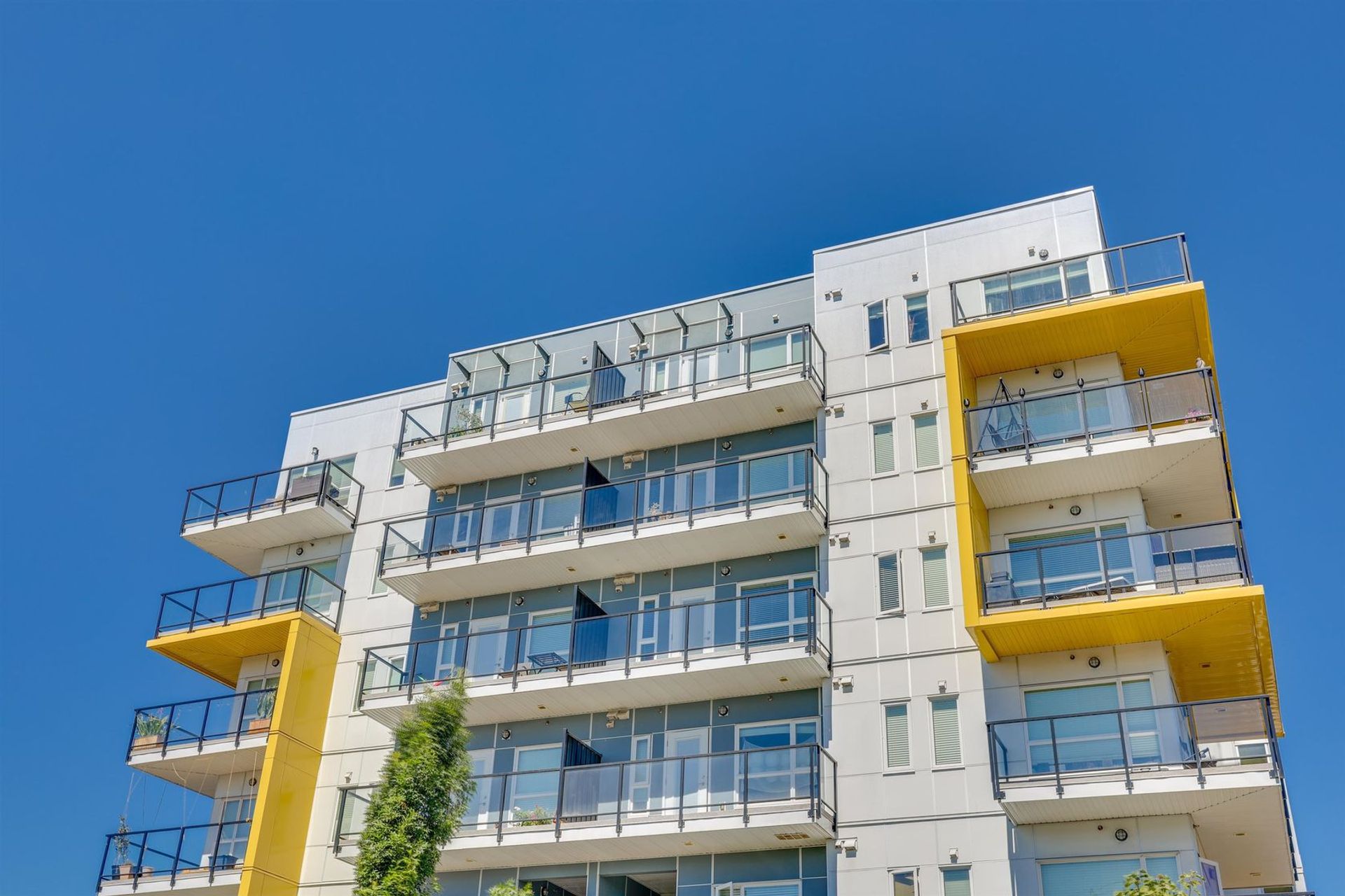 809-fourth-avenue-uptown-nw-new-westminster-21