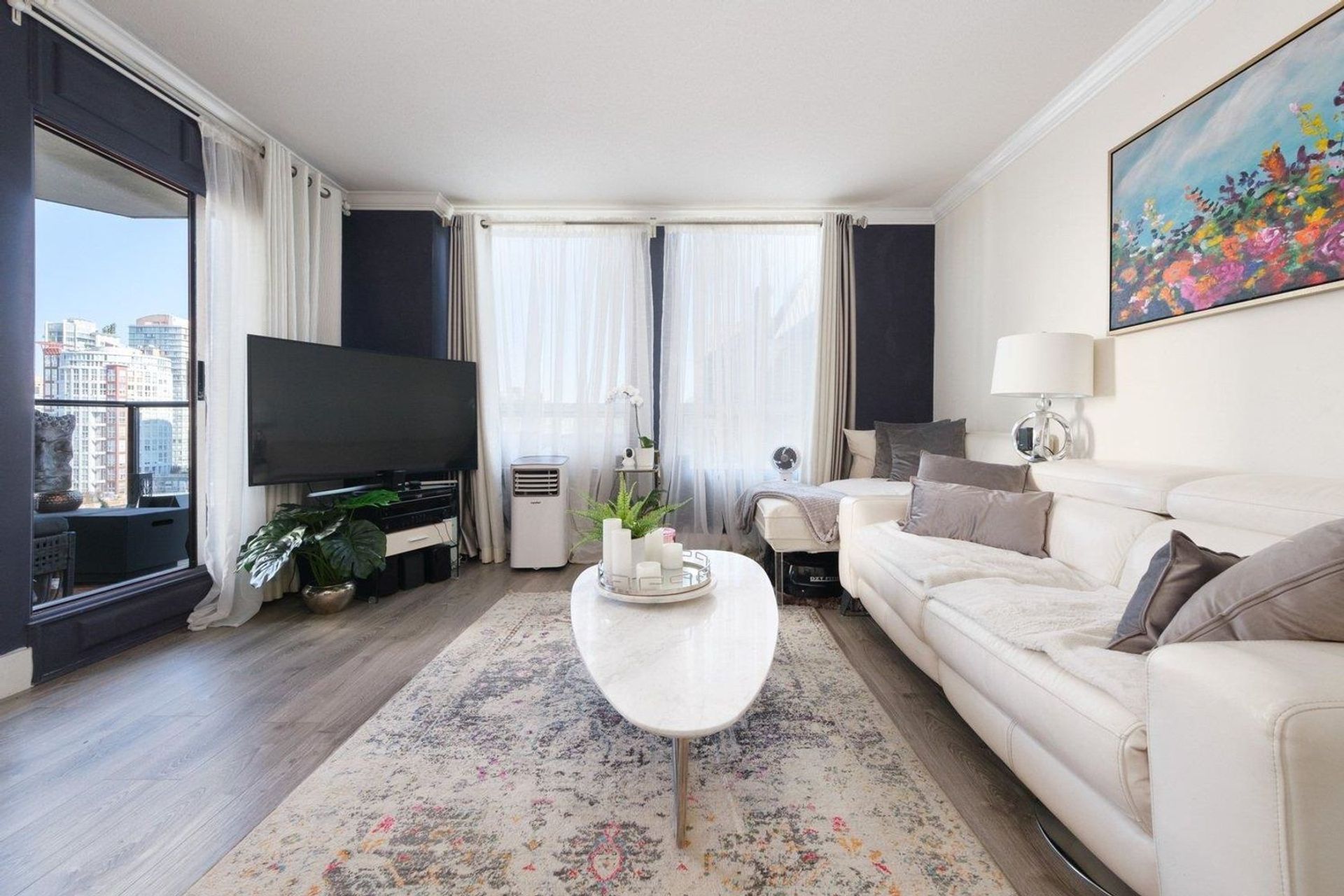 811-helmcken-street-downtown-vw-vancouver-west-04