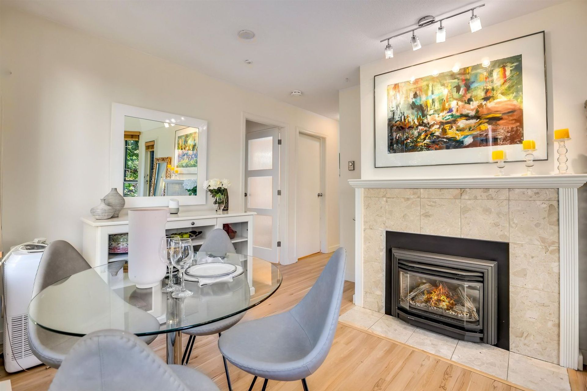 1595-barclay-street-west-end-vw-vancouver-west-06