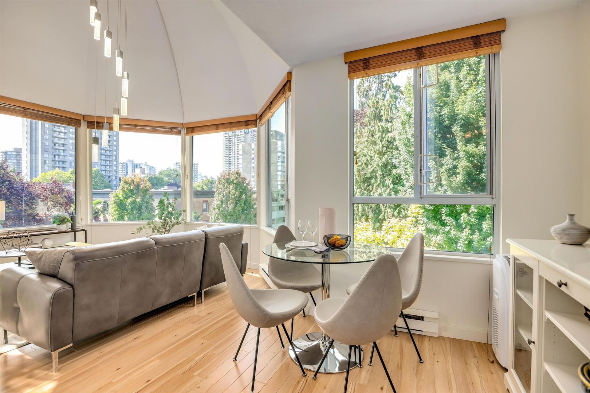 1595-barclay-street-west-end-vw-vancouver-west-08