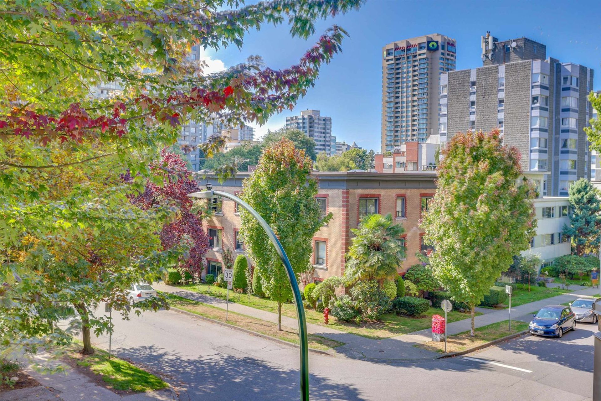 1595-barclay-street-west-end-vw-vancouver-west-22