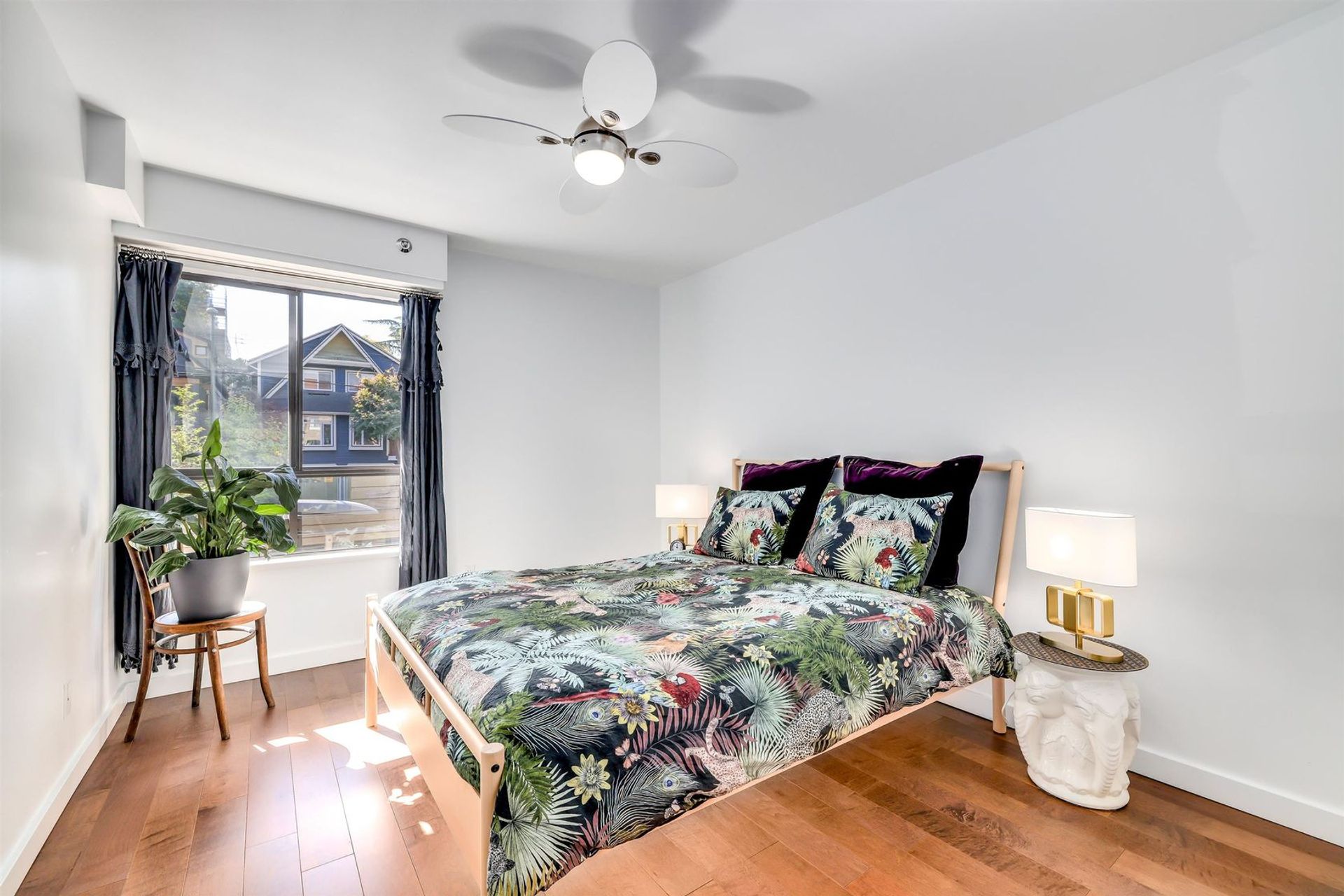 1549-kitchener-street-grandview-woodland-vancouver-east-10