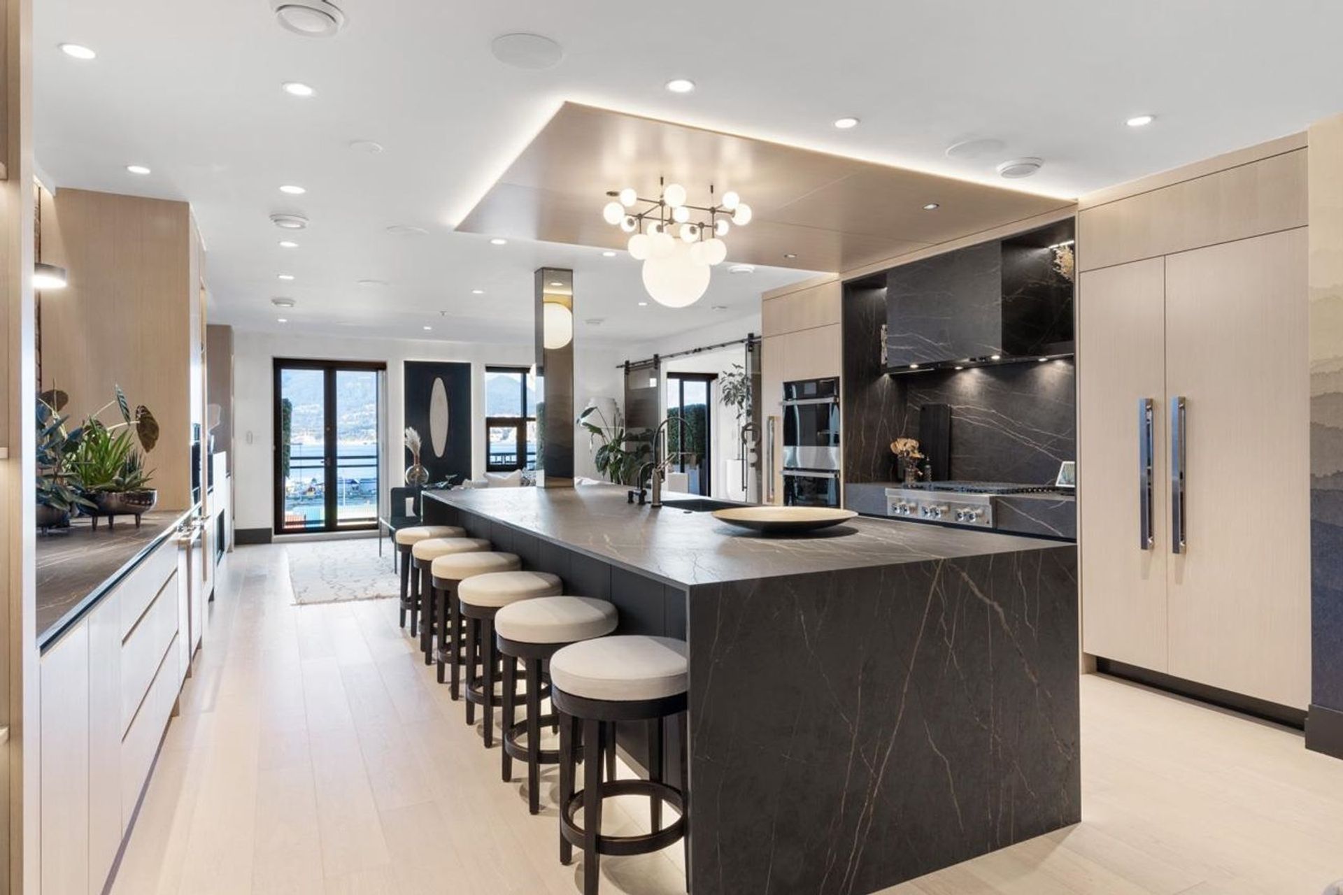 141-water-street-downtown-vw-vancouver-west-01