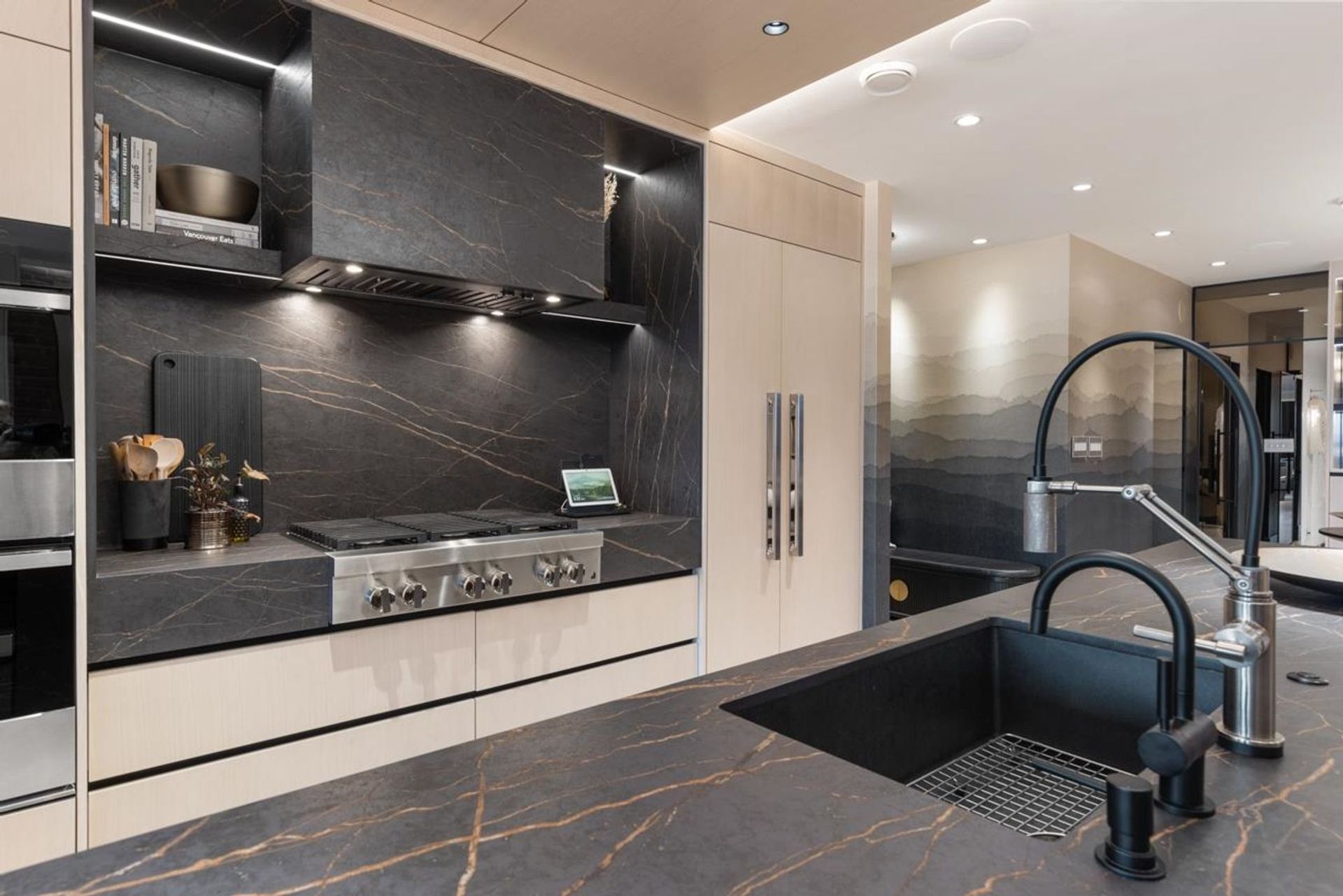 141-water-street-downtown-vw-vancouver-west-07