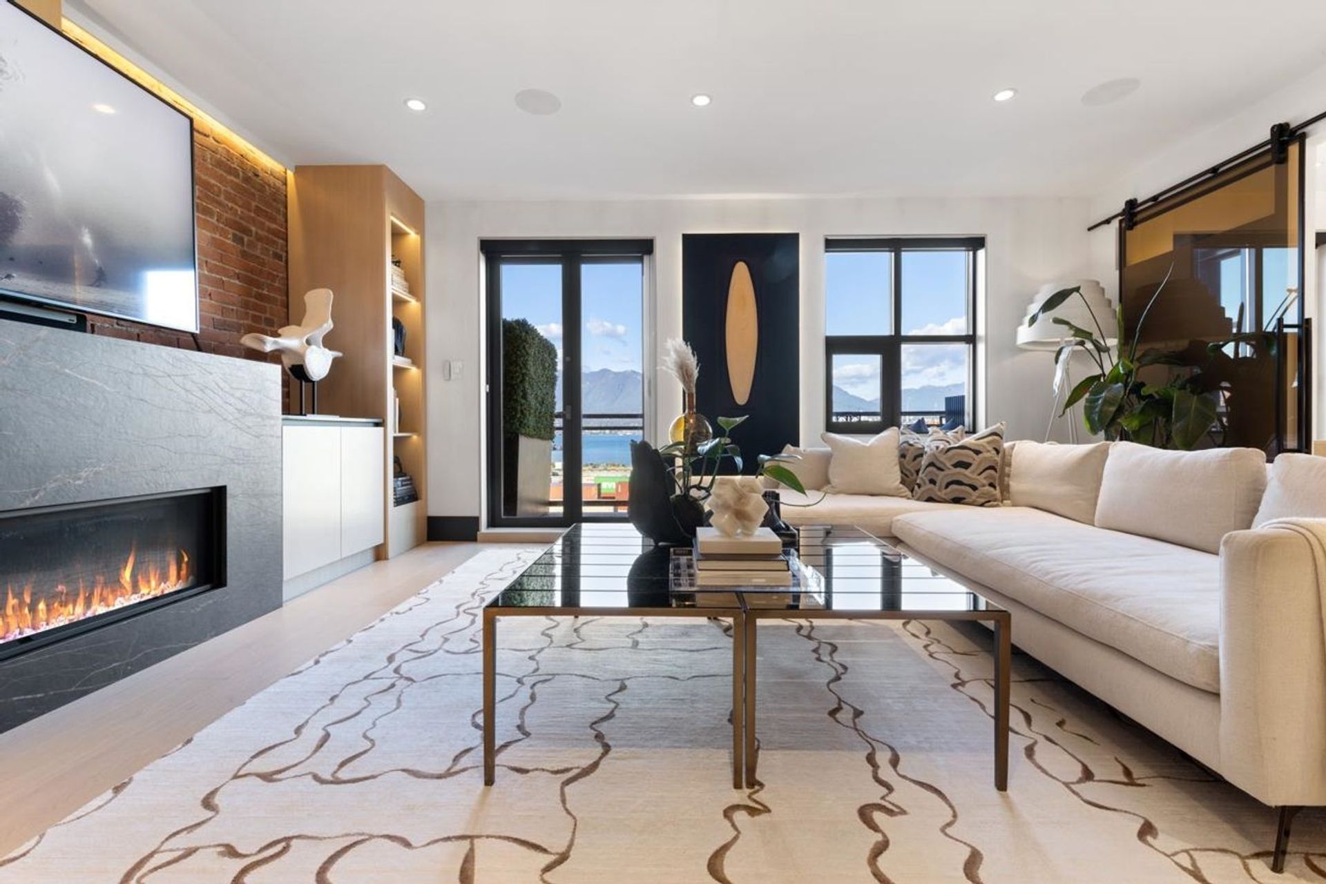 141-water-street-downtown-vw-vancouver-west-15