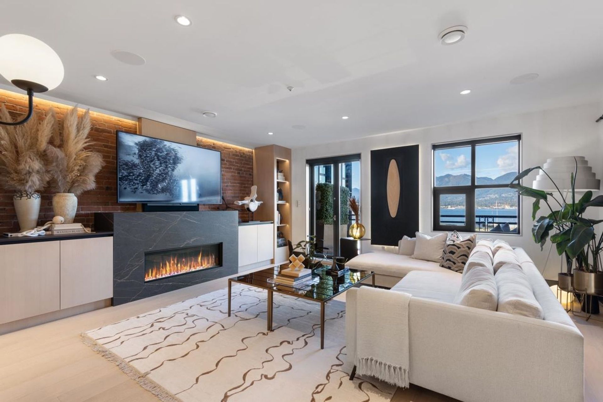 141-water-street-downtown-vw-vancouver-west-16