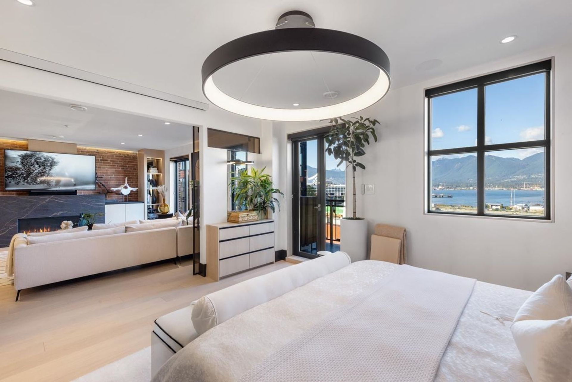 141-water-street-downtown-vw-vancouver-west-25