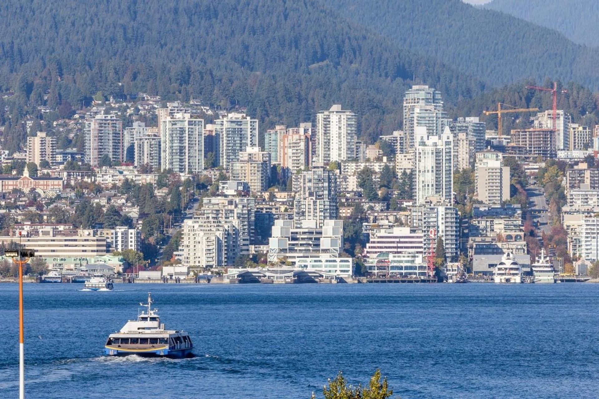 141-water-street-downtown-vw-vancouver-west-34