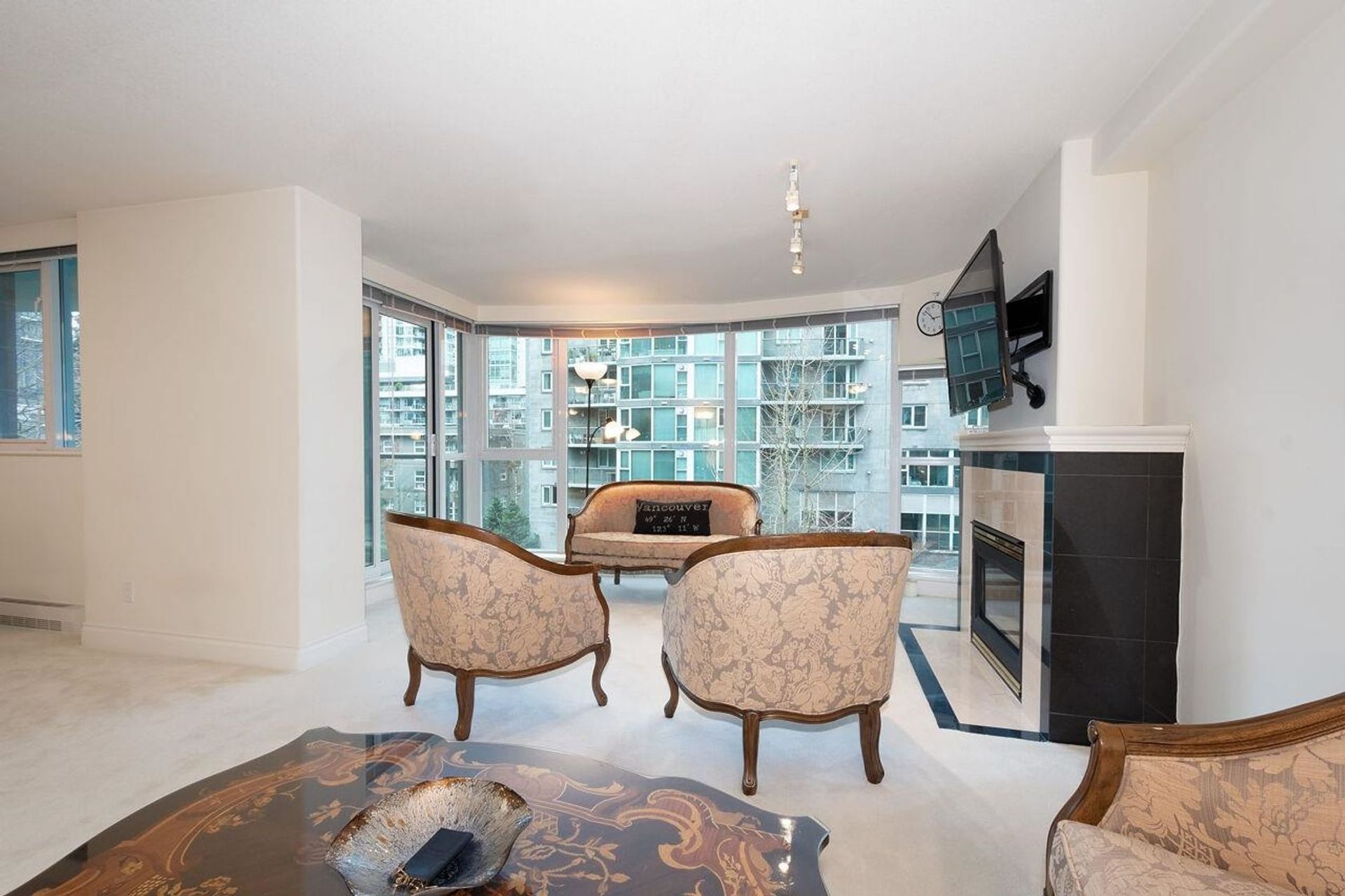 535-nicola-street-coal-harbour-vancouver-west-08