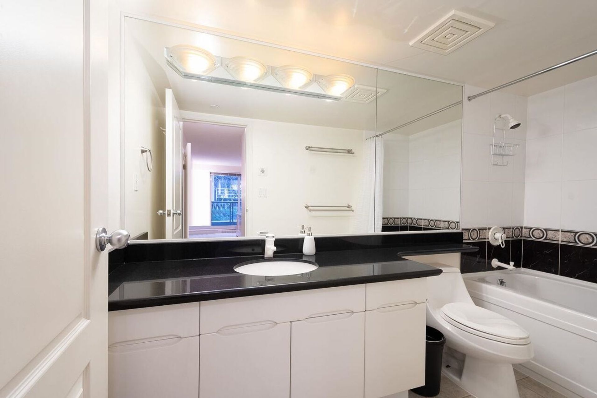 535-nicola-street-coal-harbour-vancouver-west-19