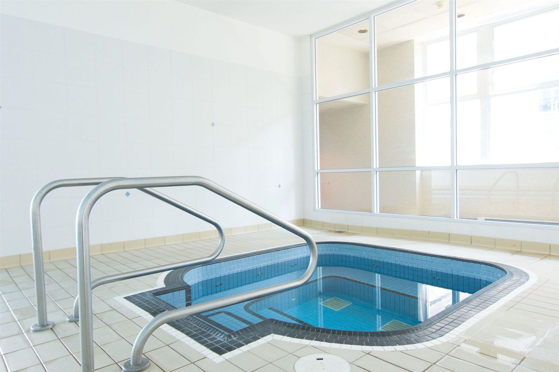 535-nicola-street-coal-harbour-vancouver-west-32