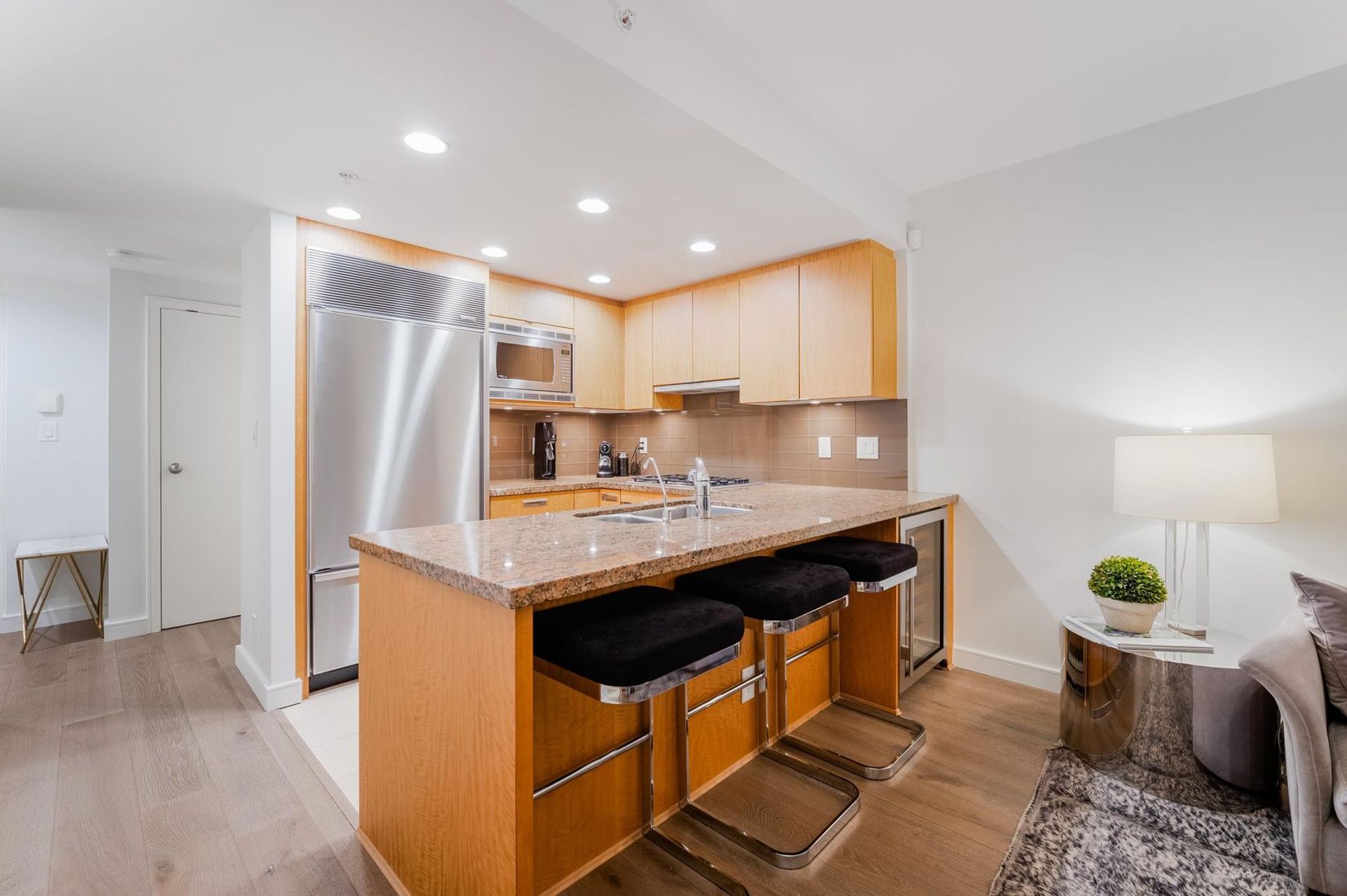 1628-bayshore-drive-coal-harbour-vancouver-west-07