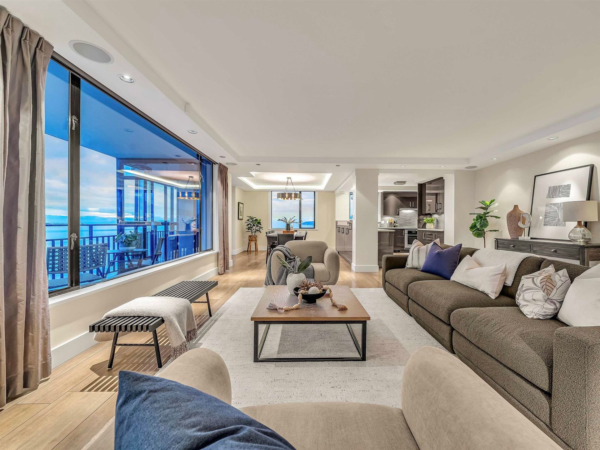 2240-bellevue-avenue-dundarave-west-vancouver-12