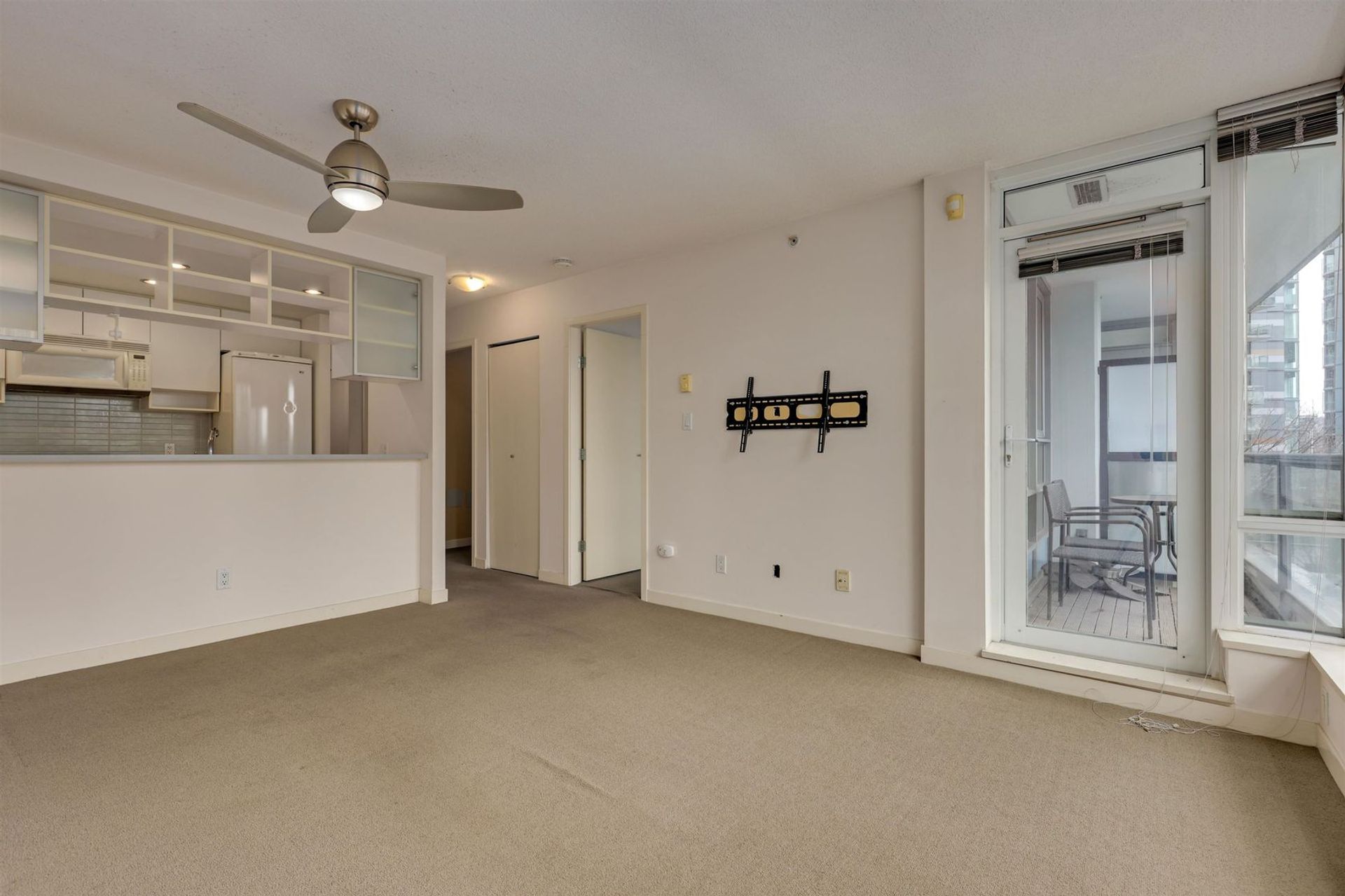 939-expo-boulevard-yaletown-vancouver-west-06