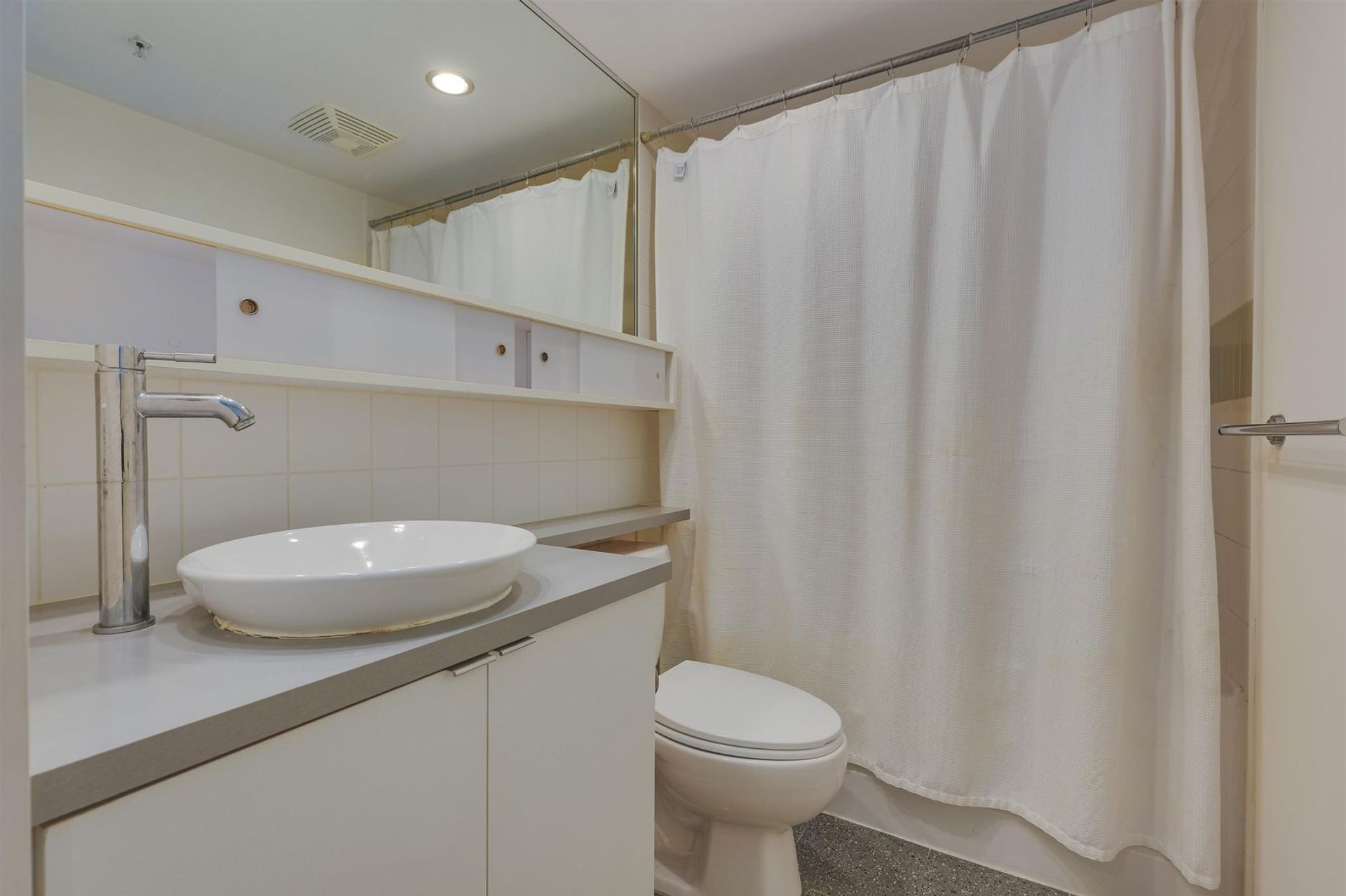 939-expo-boulevard-yaletown-vancouver-west-09