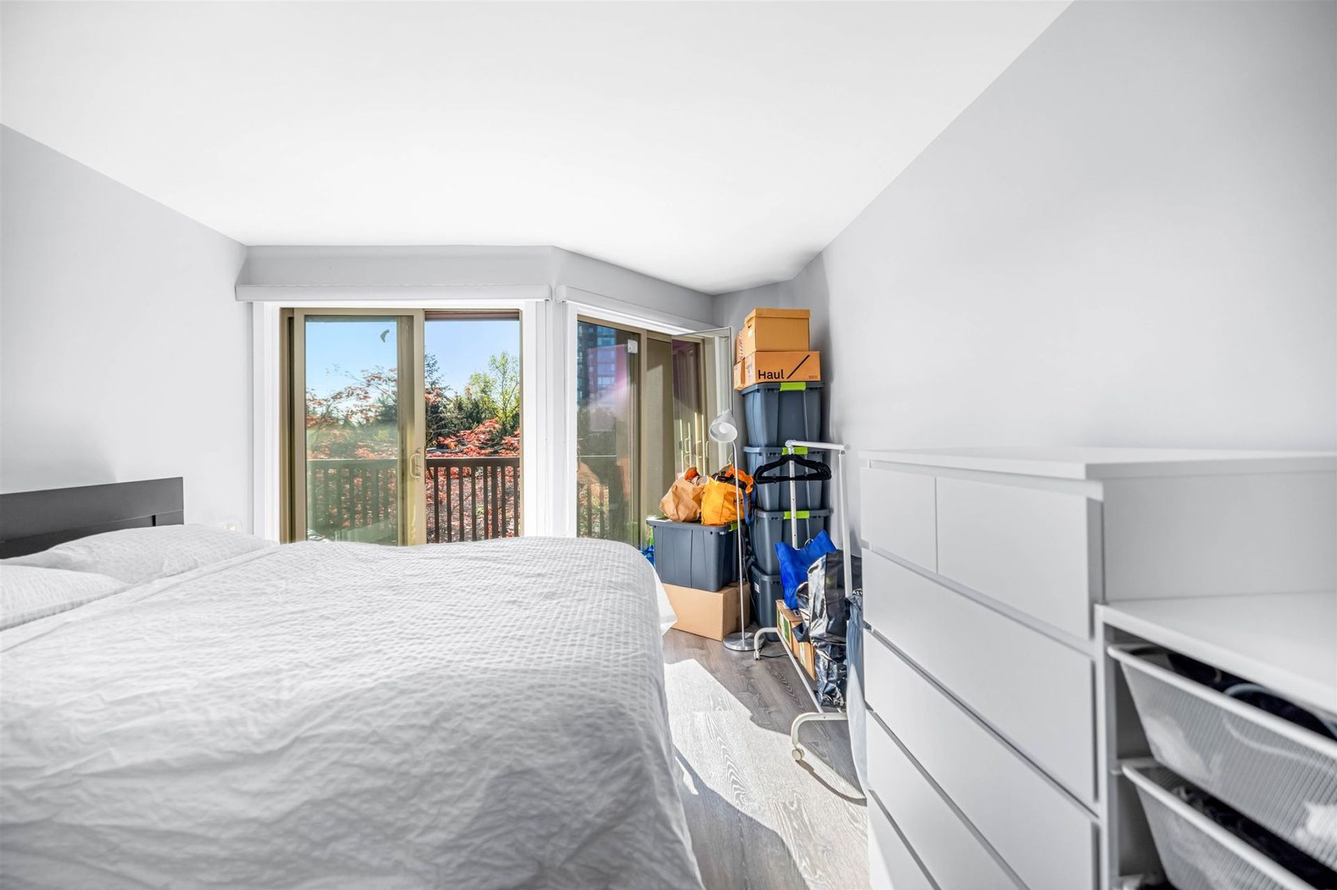 9847-manchester-drive-cariboo-burnaby-north-07