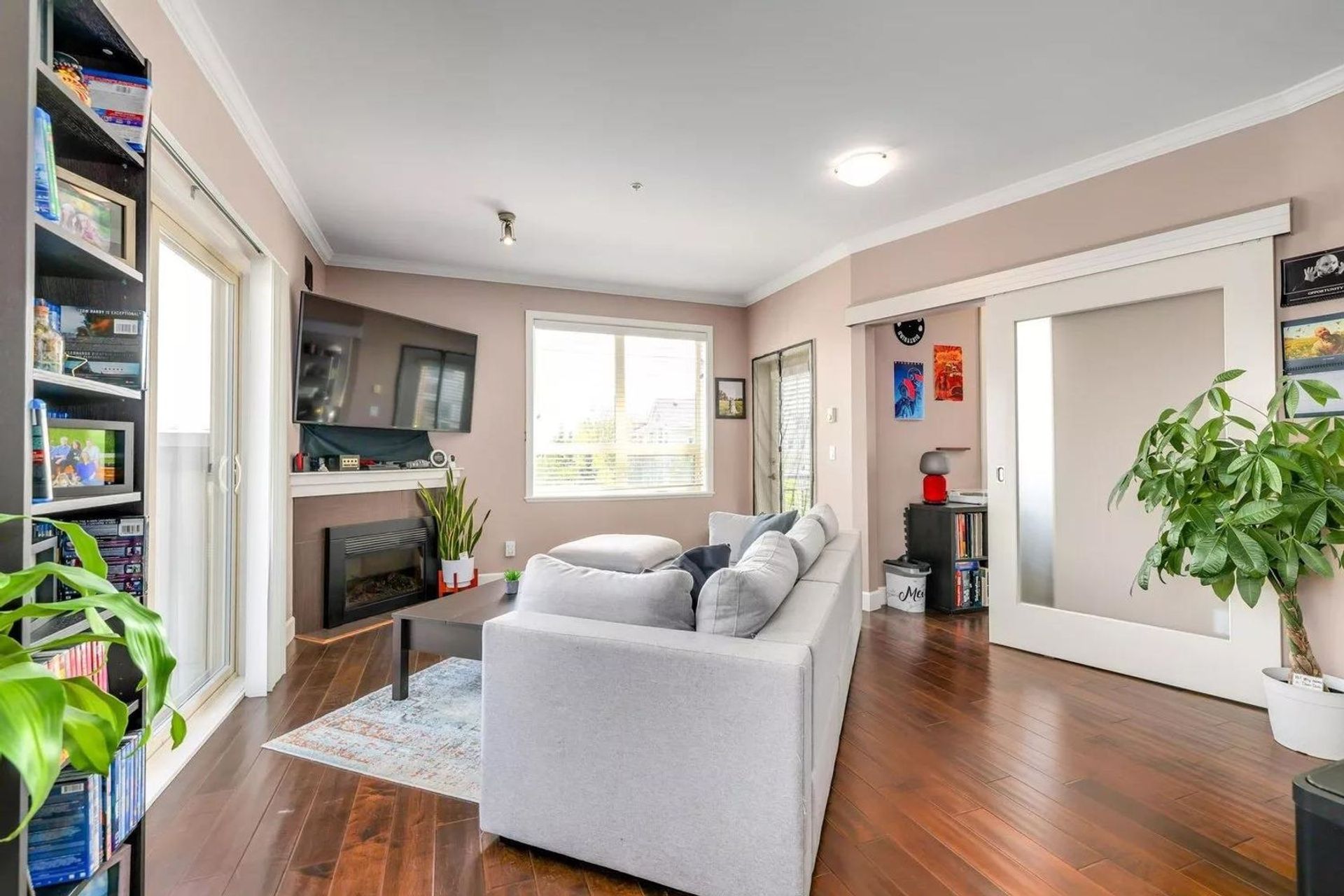 15268-18-avenue-king-george-corridor-south-surrey-white-rock-04