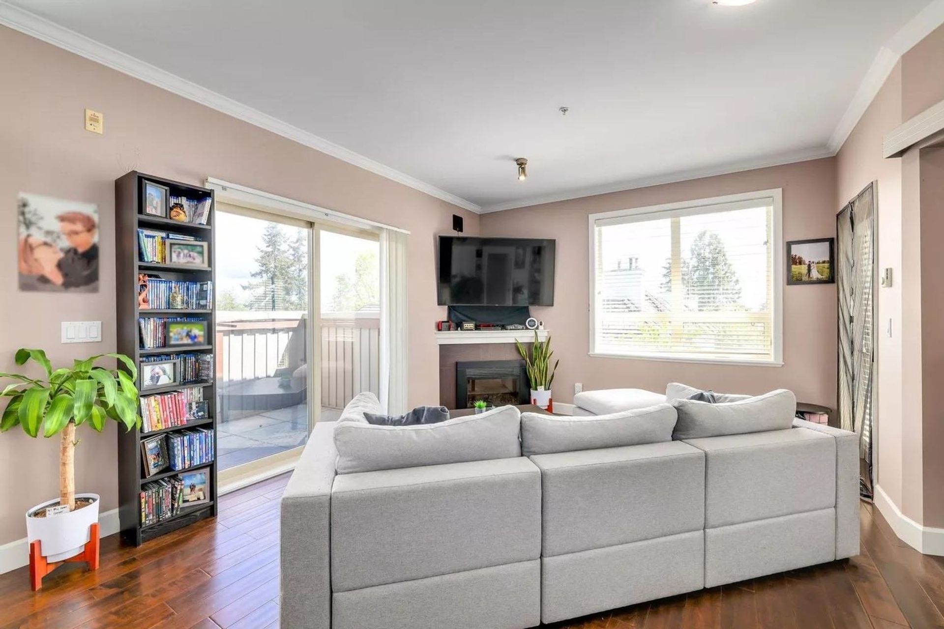 15268-18-avenue-king-george-corridor-south-surrey-white-rock-05