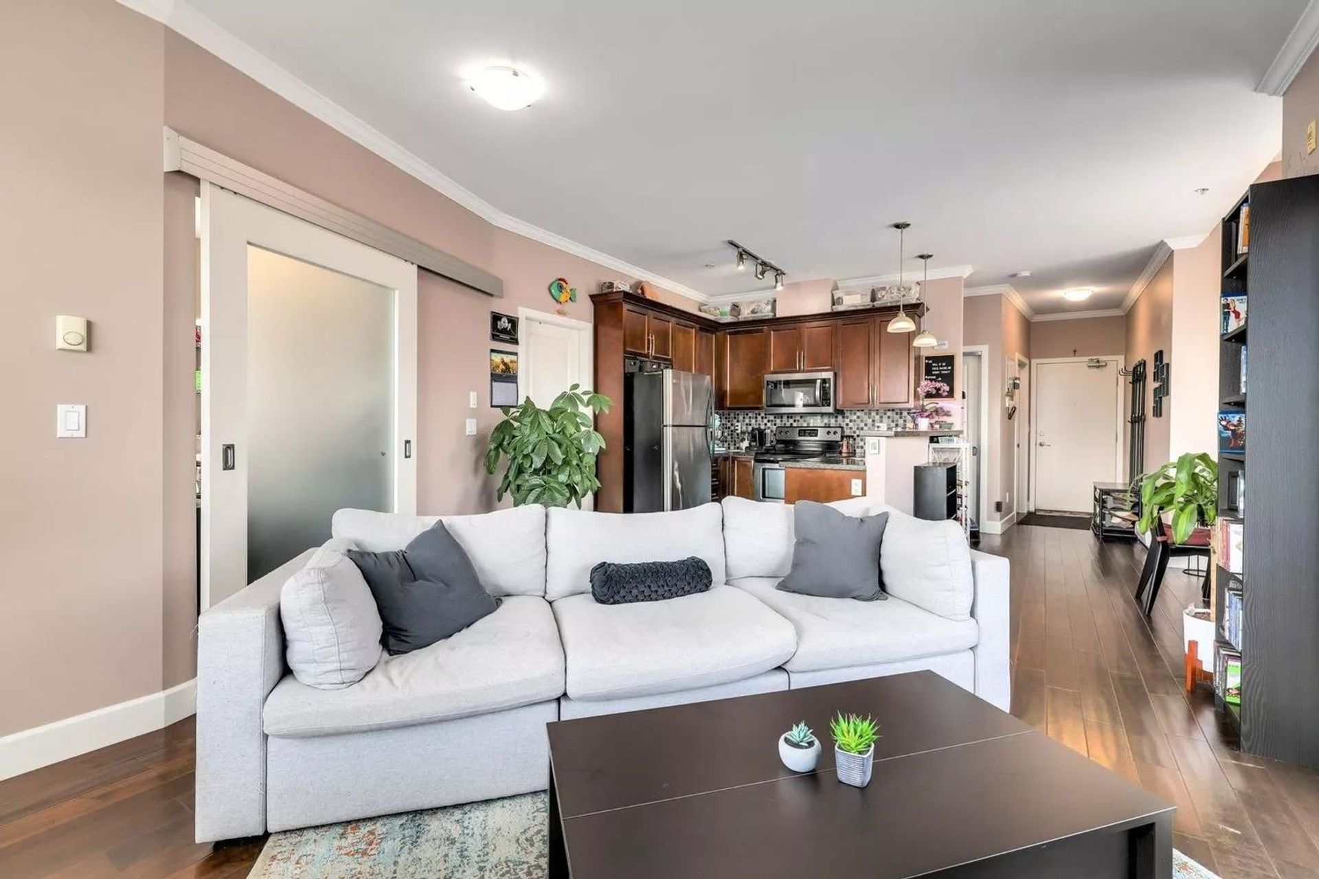 15268-18-avenue-king-george-corridor-south-surrey-white-rock-08