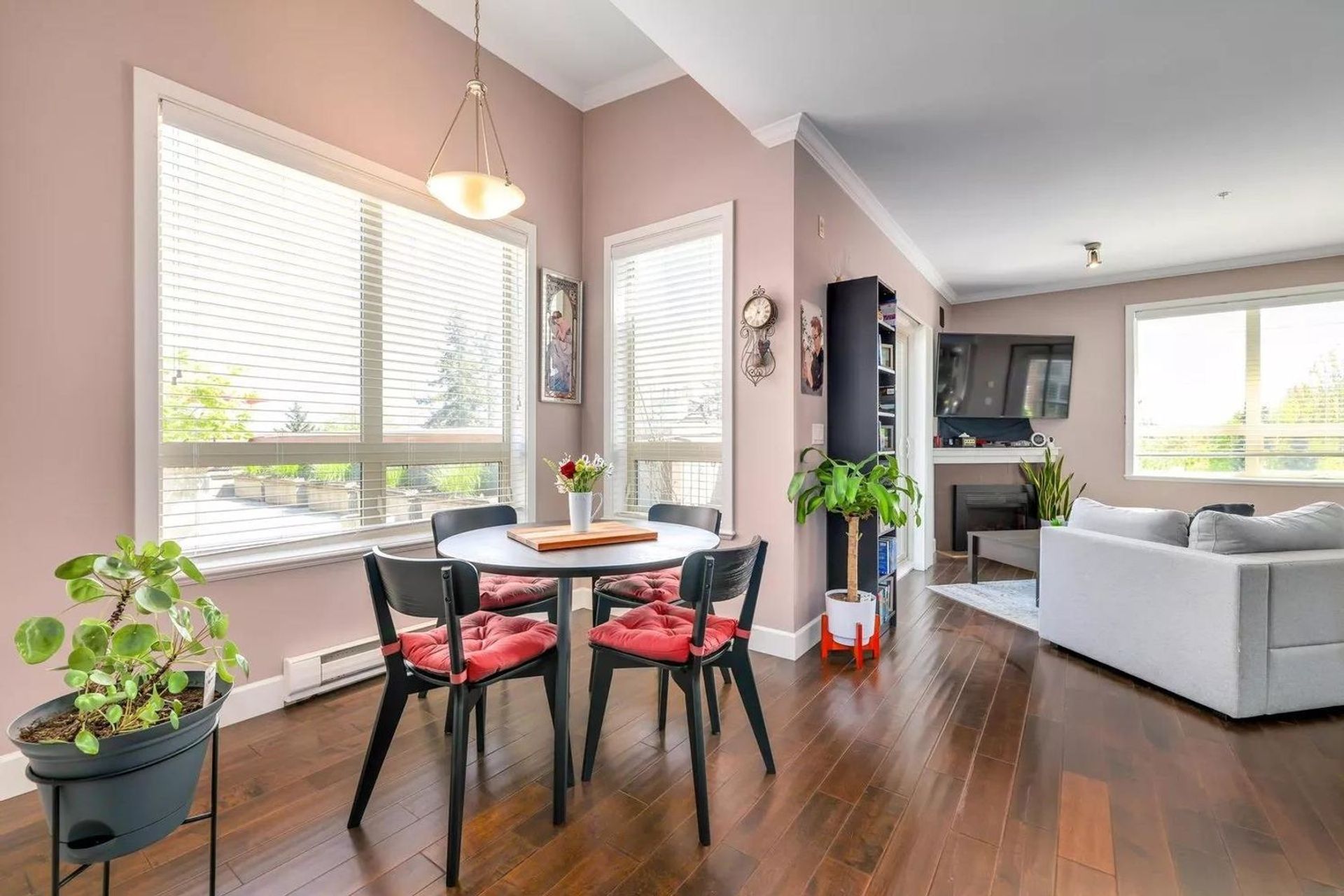 15268-18-avenue-king-george-corridor-south-surrey-white-rock-10