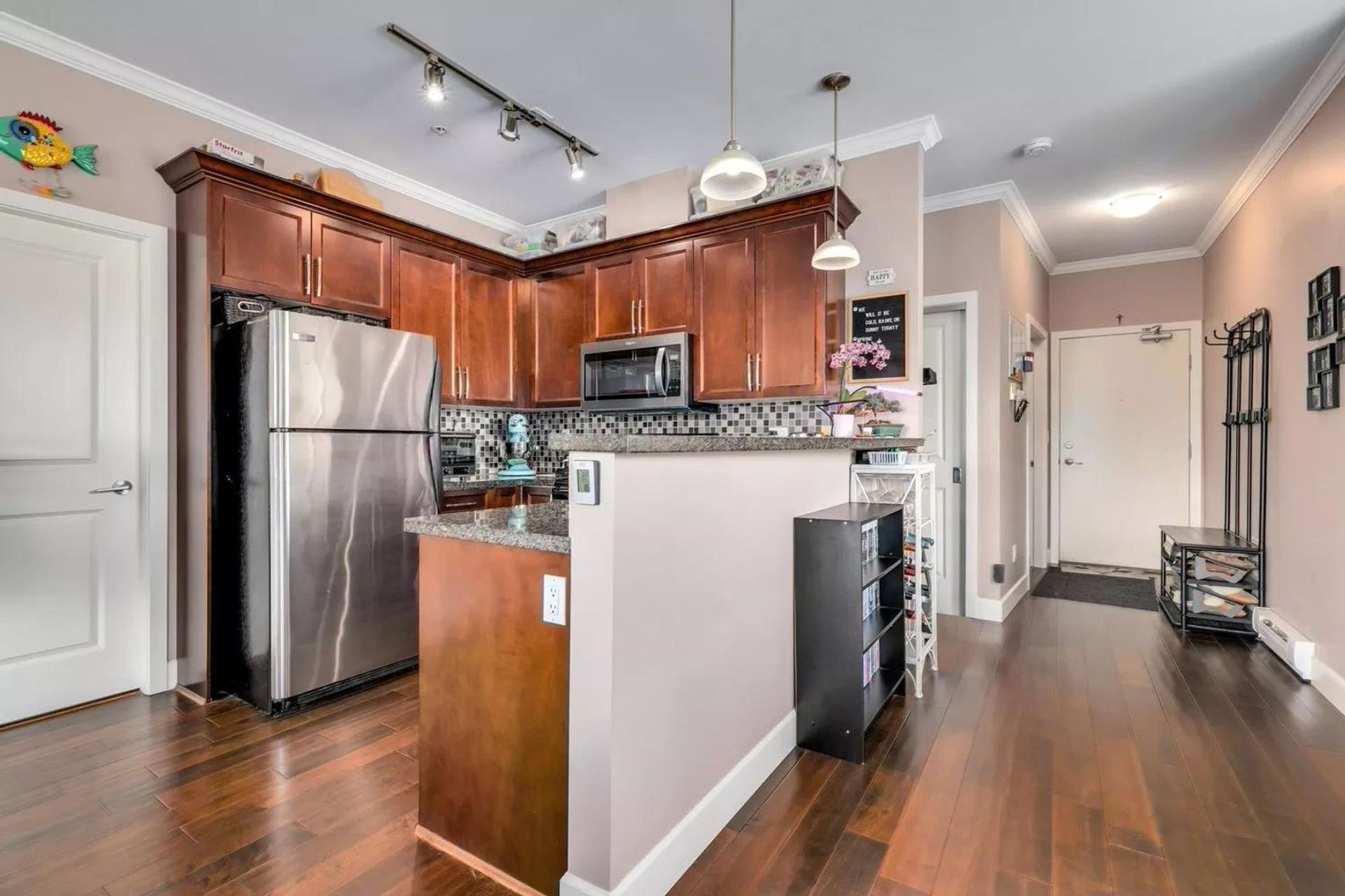 15268-18-avenue-king-george-corridor-south-surrey-white-rock-11