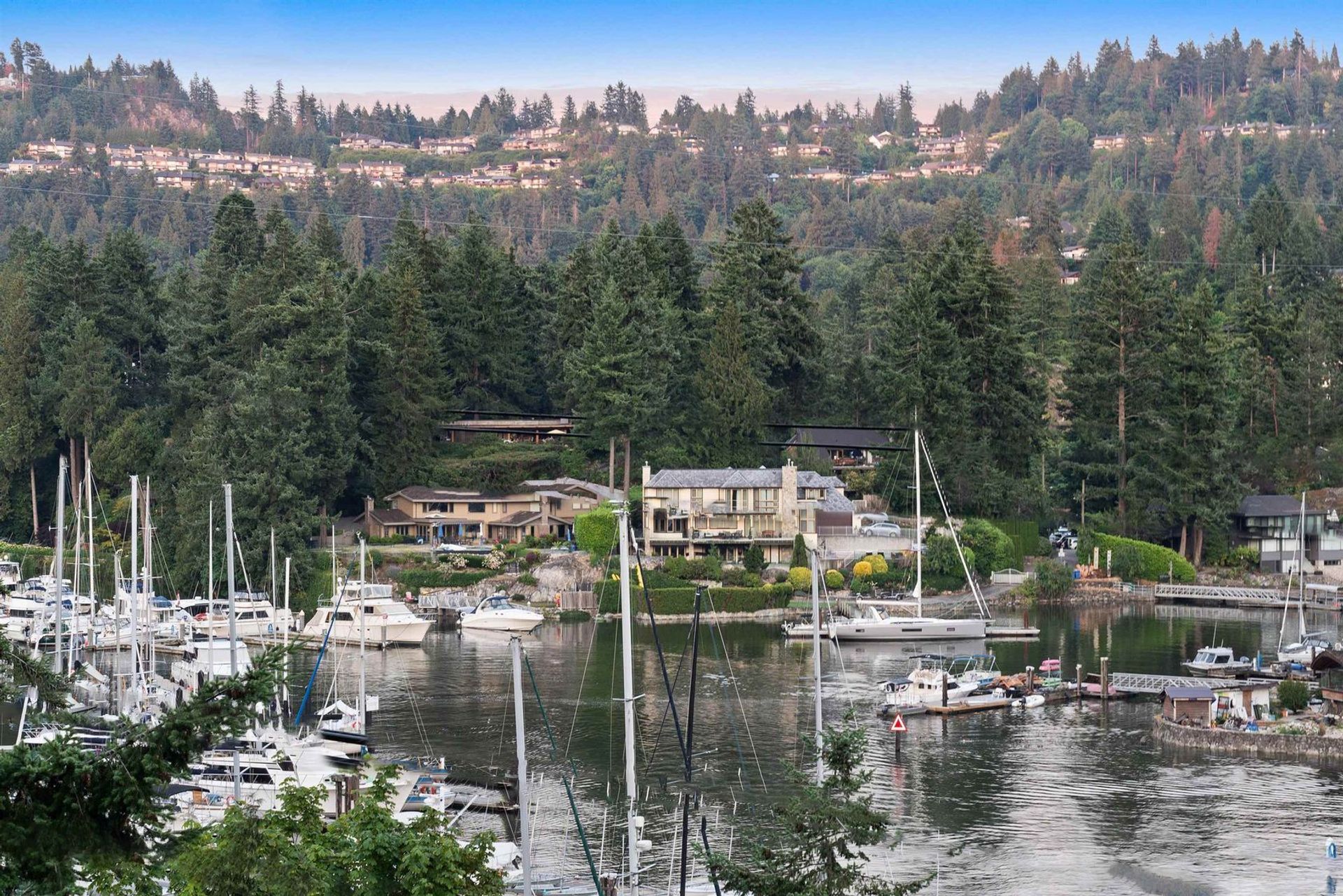 5897-marine-drive-eagleridge-west-vancouver-02