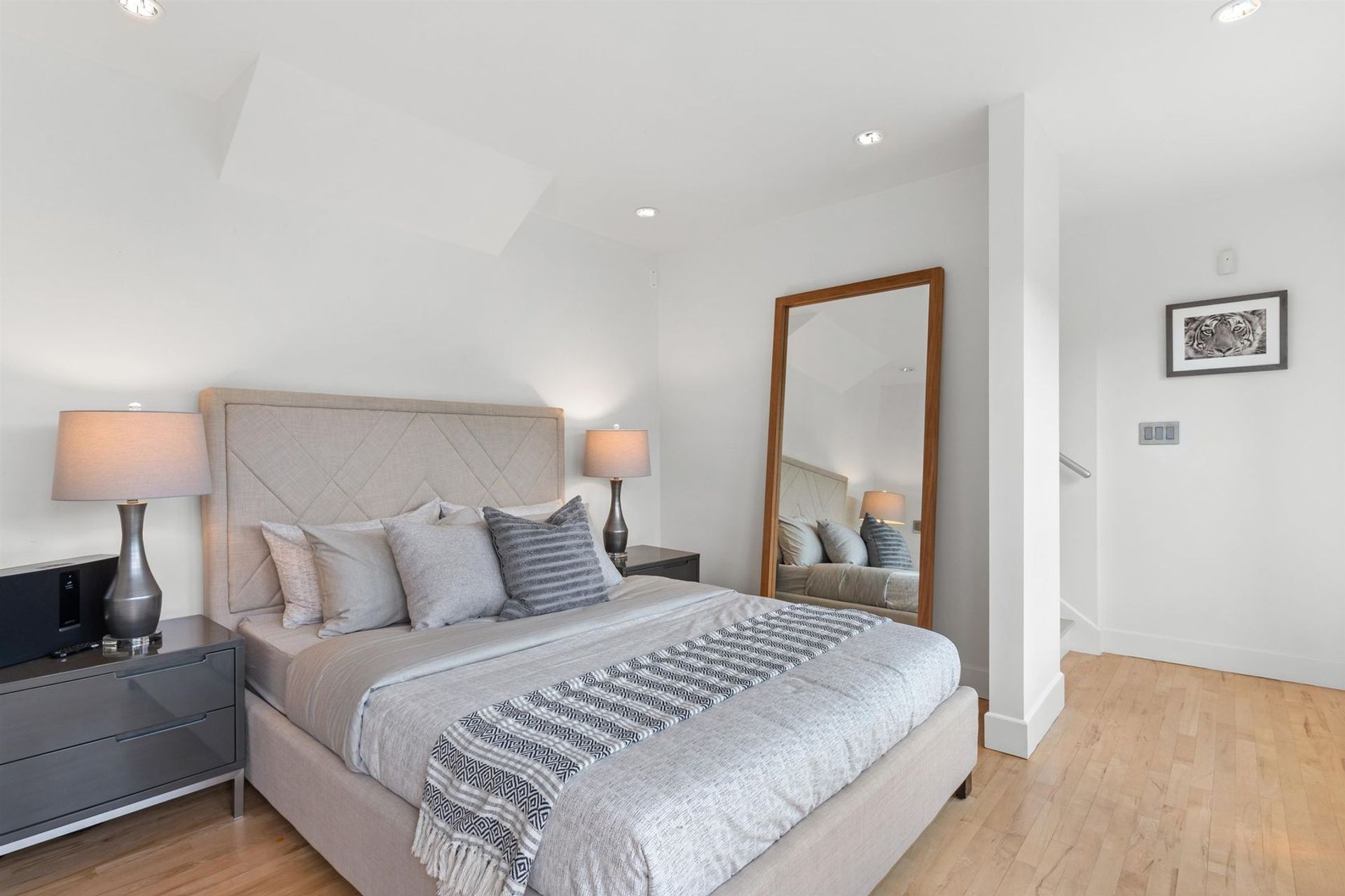 5897-marine-drive-eagleridge-west-vancouver-17