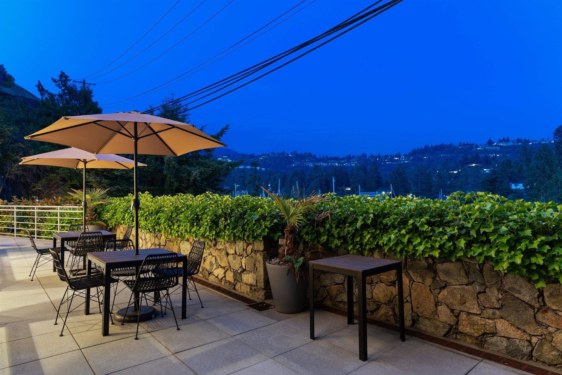 5897-marine-drive-eagleridge-west-vancouver-22