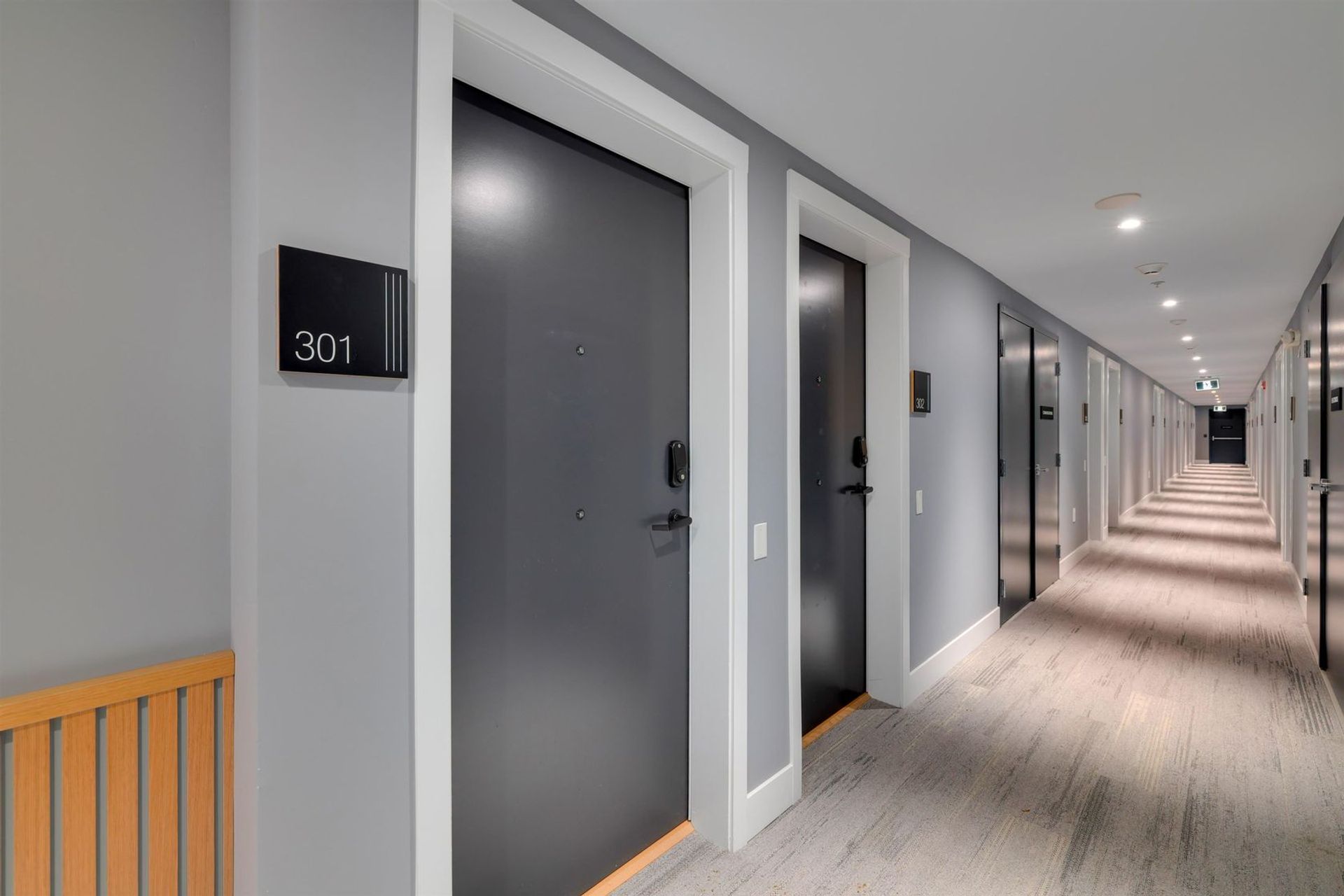 2520-guelph-street-mount-pleasant-ve-vancouver-east-09