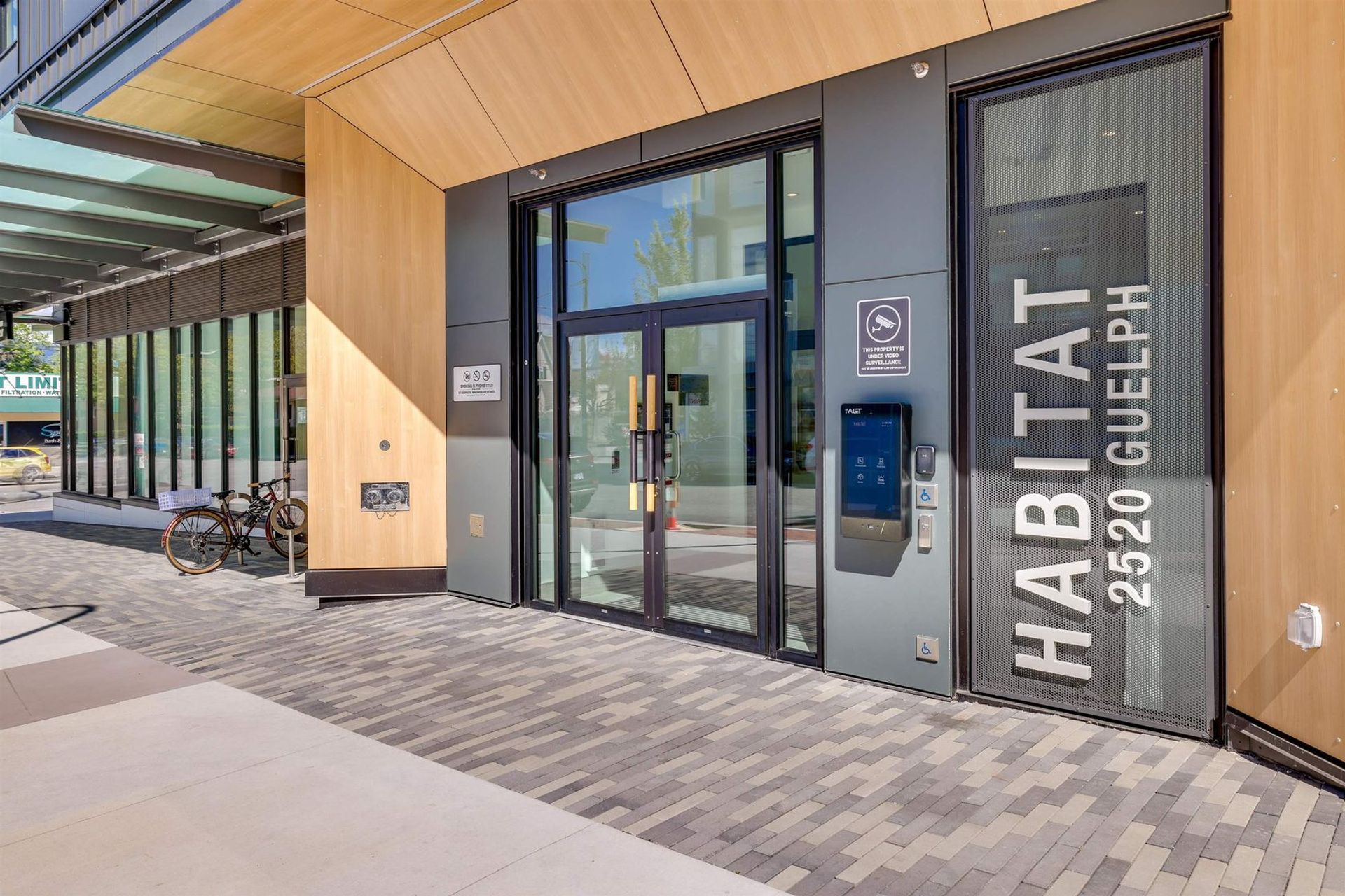 2520-guelph-street-mount-pleasant-ve-vancouver-east-12