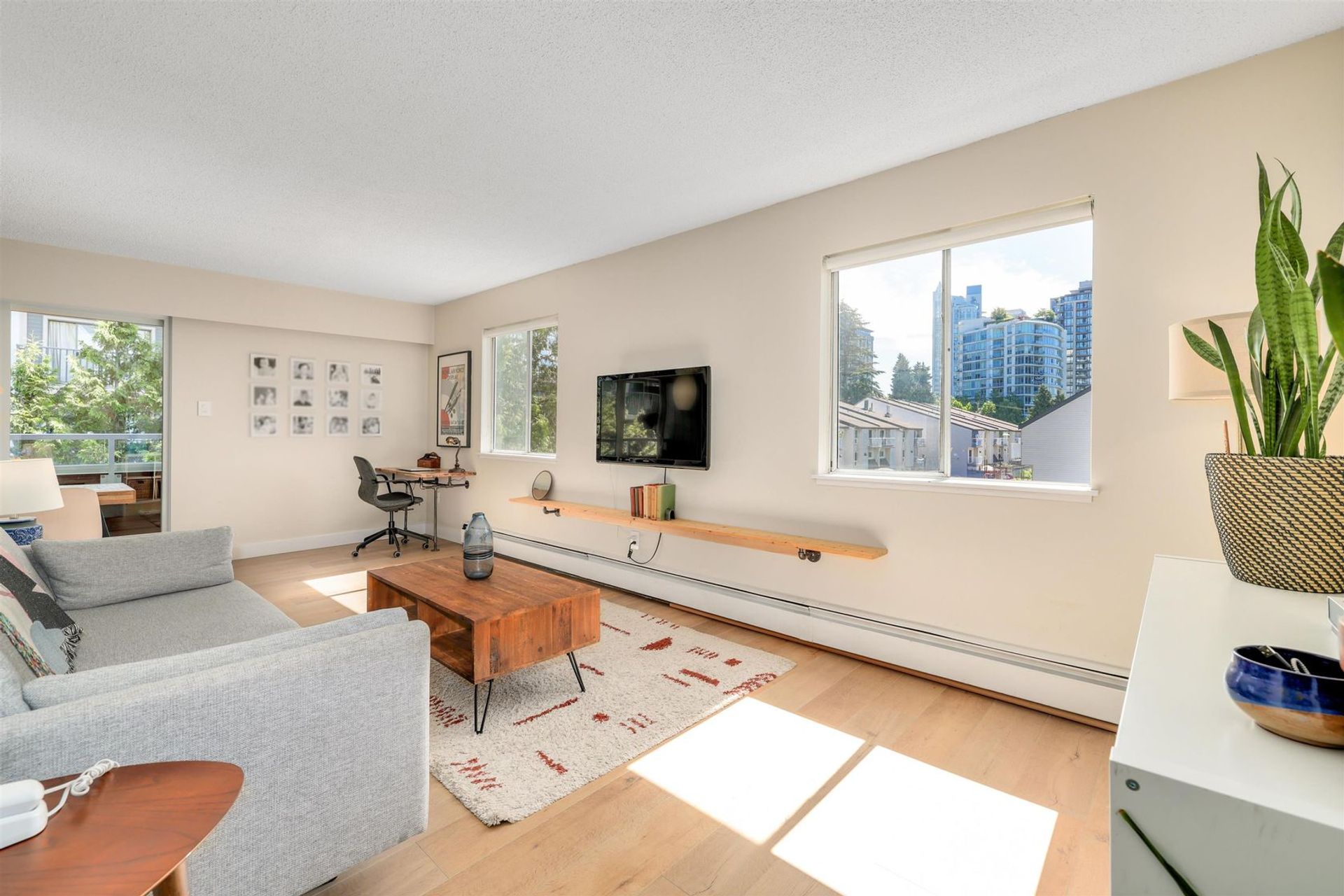 250-w-1st-street-lower-lonsdale-north-vancouver-02
