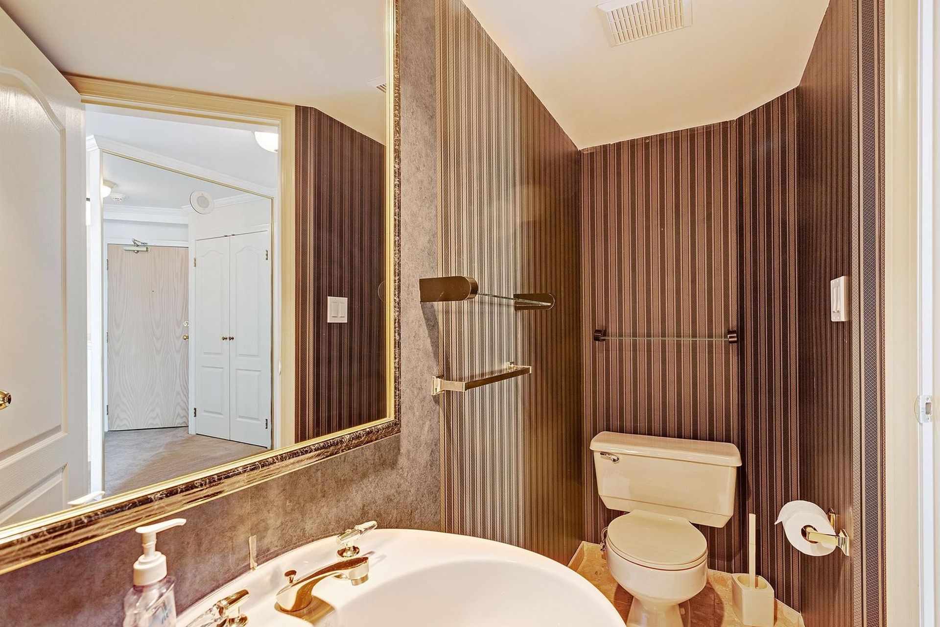 1311-beach-avenue-west-end-vw-vancouver-west-21