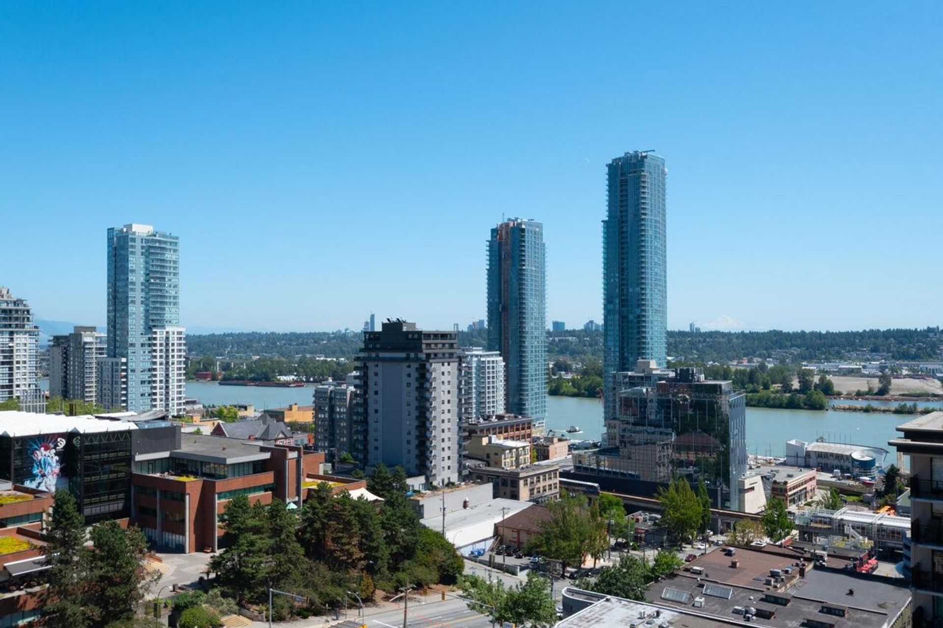 814-royal-avenue-downtown-nw-new-westminster-26