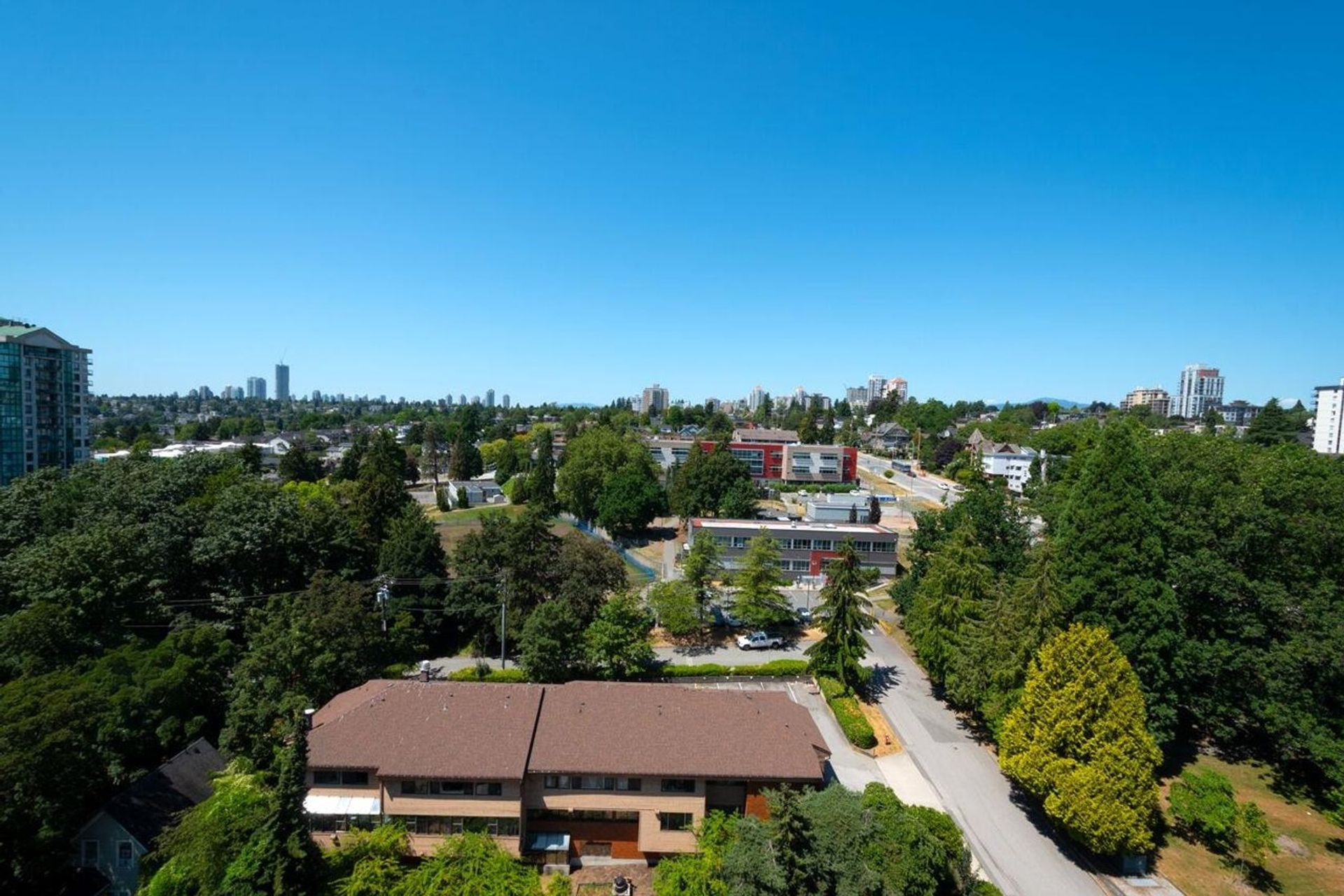 814-royal-avenue-downtown-nw-new-westminster-30