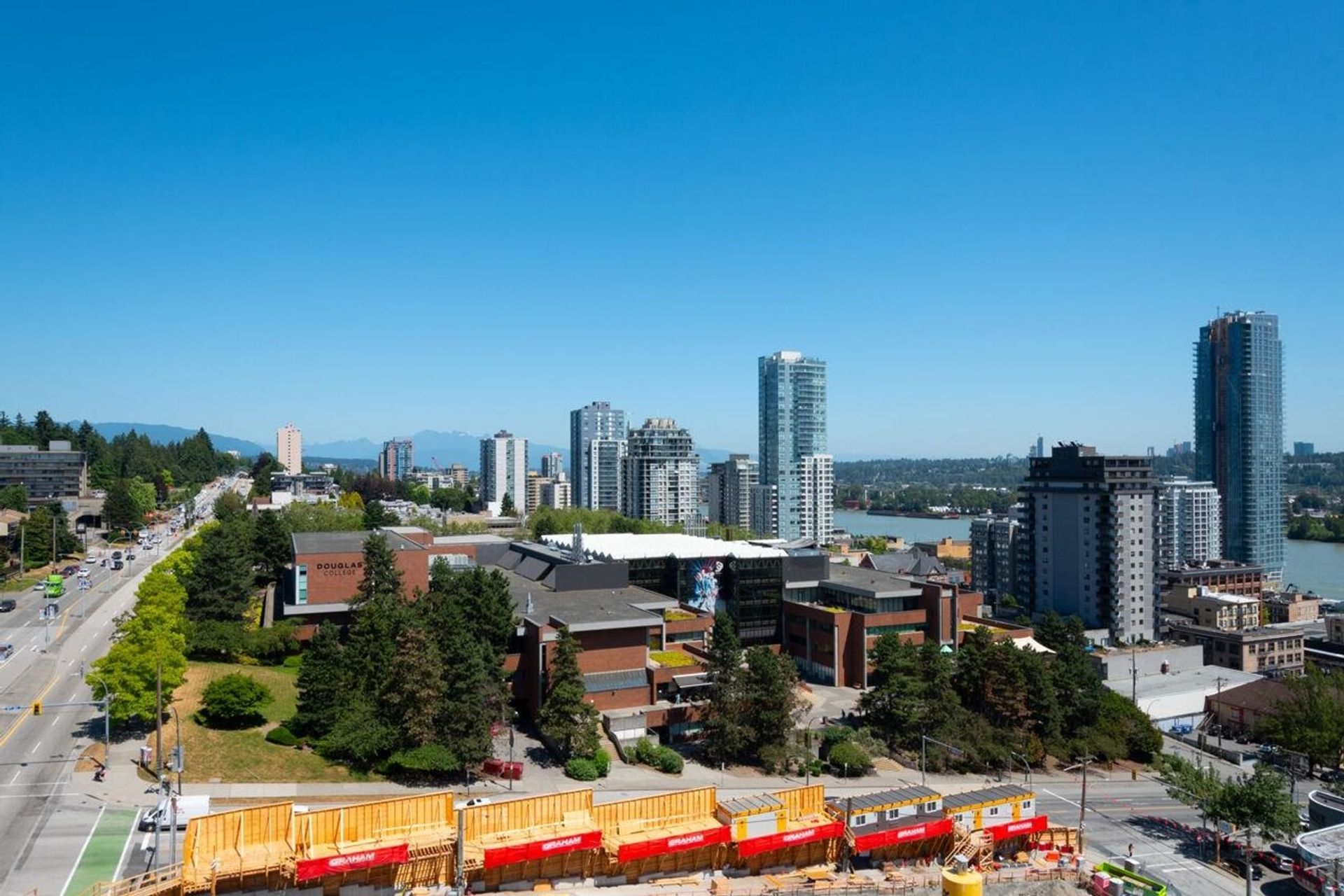 814-royal-avenue-downtown-nw-new-westminster-33