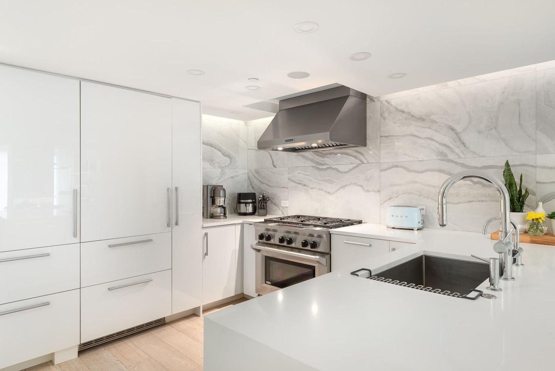 560-cardero-street-coal-harbour-vancouver-west-06