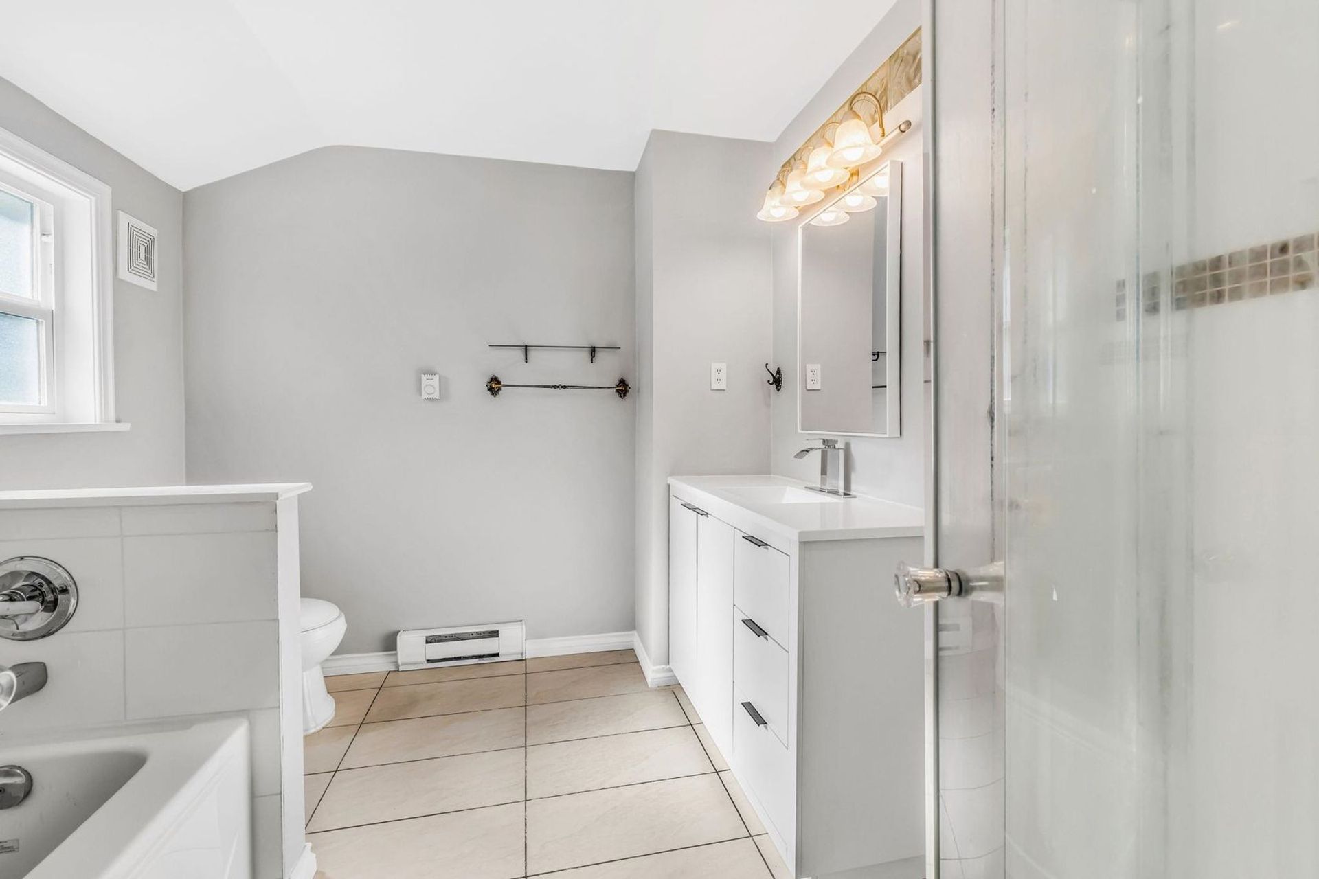 3870-w-8th-avenue-point-grey-vancouver-west-24