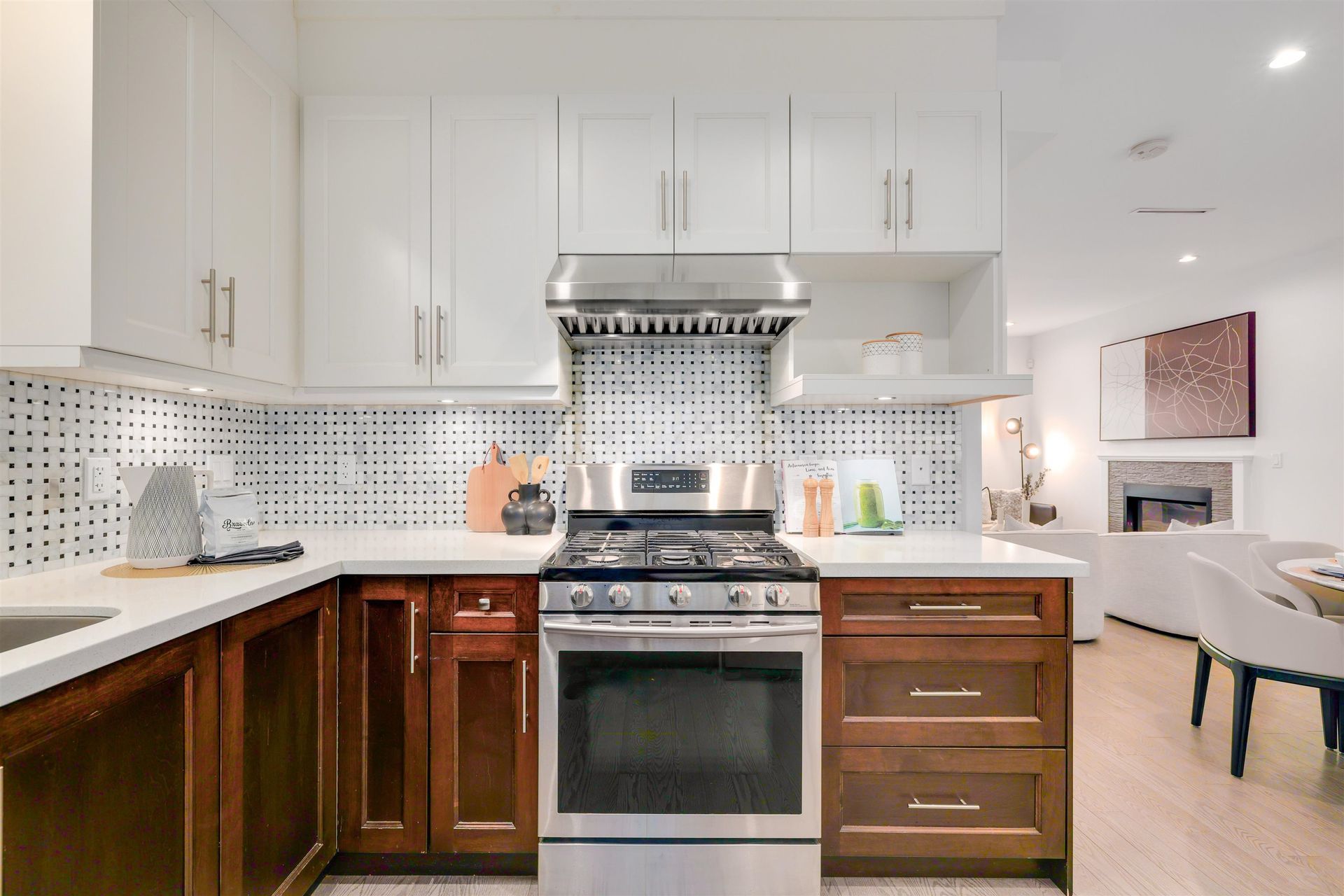 1815-e-15th-avenue-grandview-woodland-vancouver-east-07