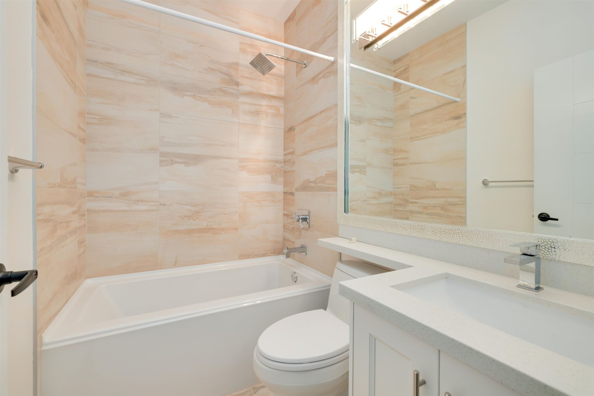 1815-e-15th-avenue-grandview-woodland-vancouver-east-25