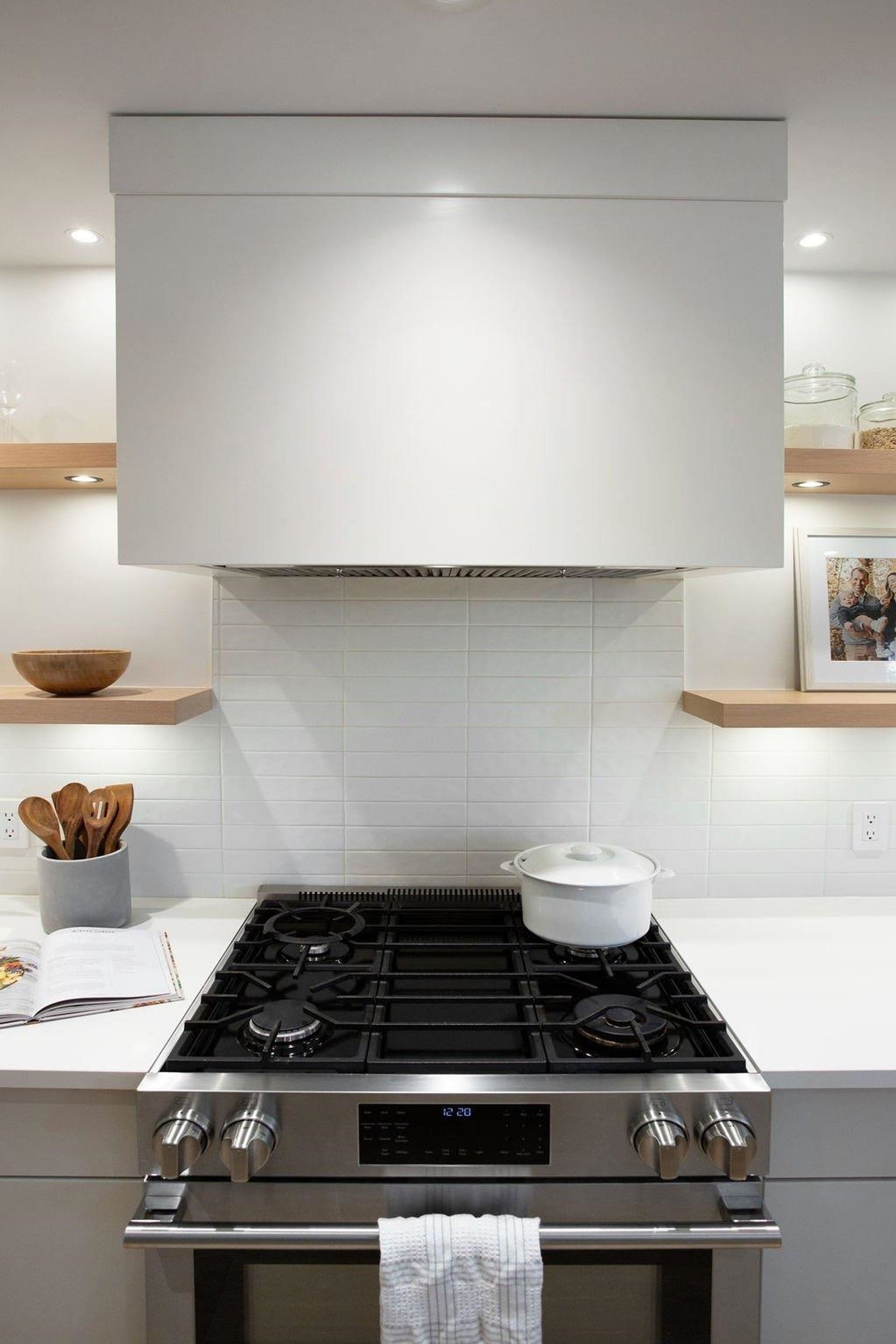 2575-caledonia-avenue-deep-cove-north-vancouver-07
