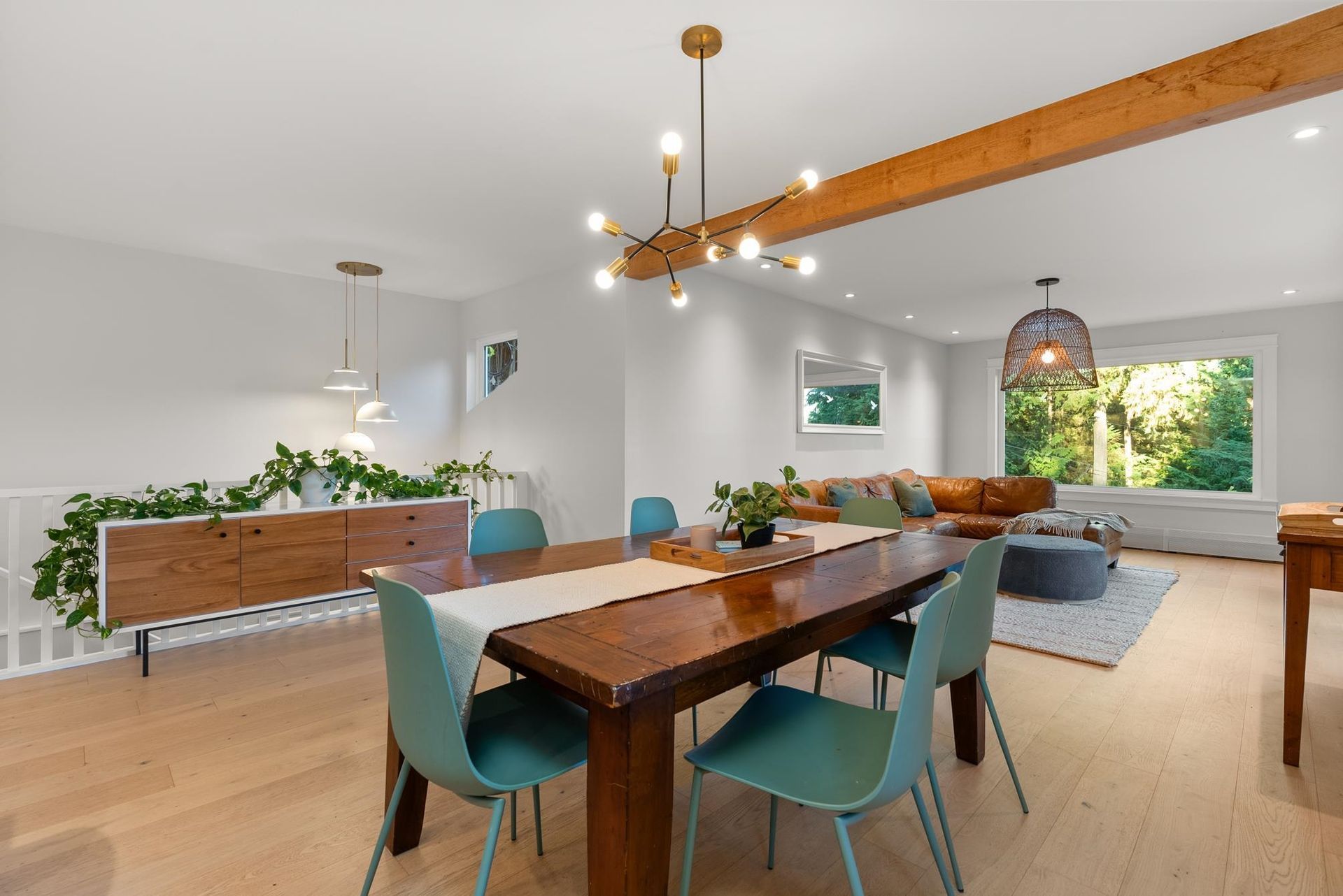 2575-caledonia-avenue-deep-cove-north-vancouver-12