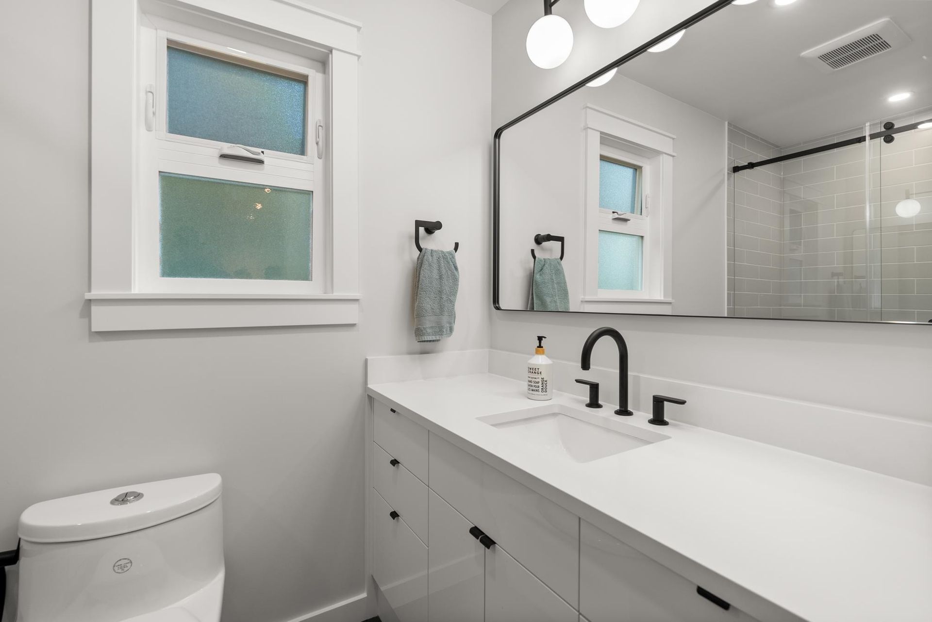 2575-caledonia-avenue-deep-cove-north-vancouver-19