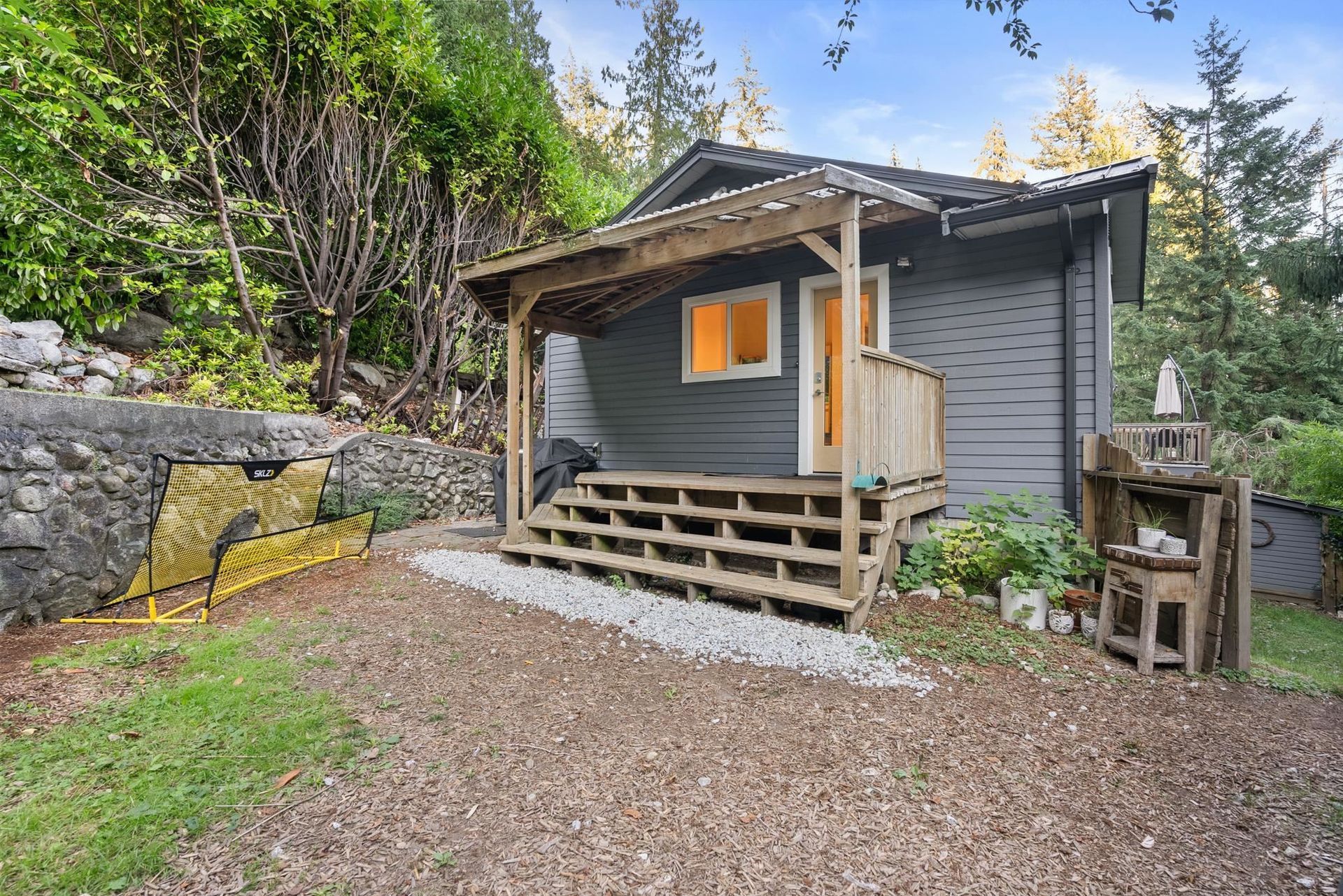 2575-caledonia-avenue-deep-cove-north-vancouver-25