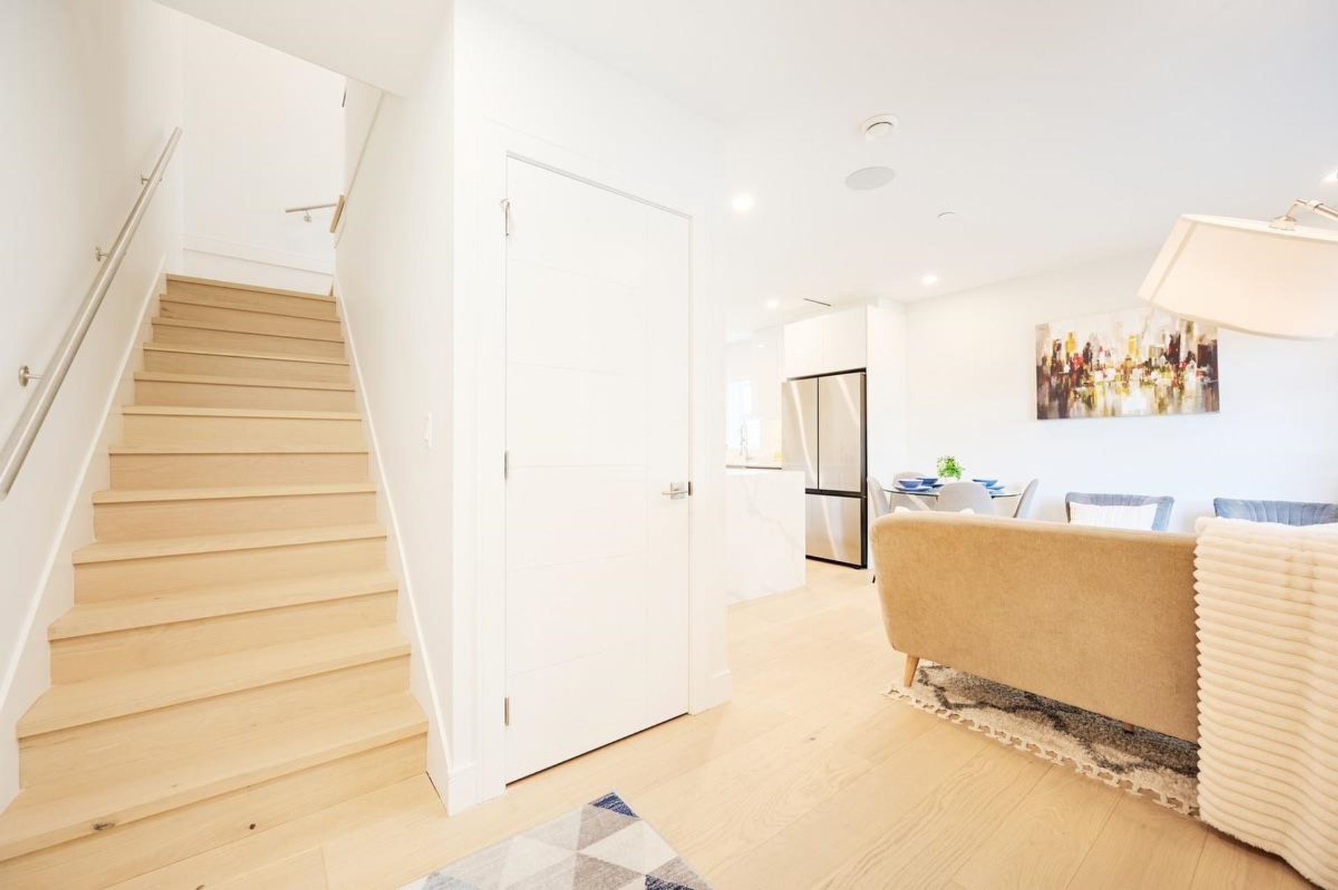 812-e-51st-avenue-south-vancouver-vancouver-east-03