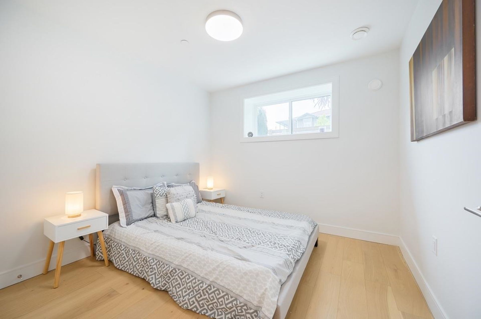 812-e-51st-avenue-south-vancouver-vancouver-east-09