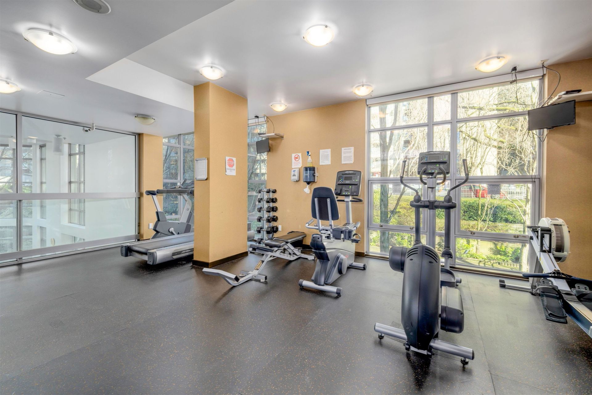 1005-beach-avenue-west-end-vw-vancouver-west-16